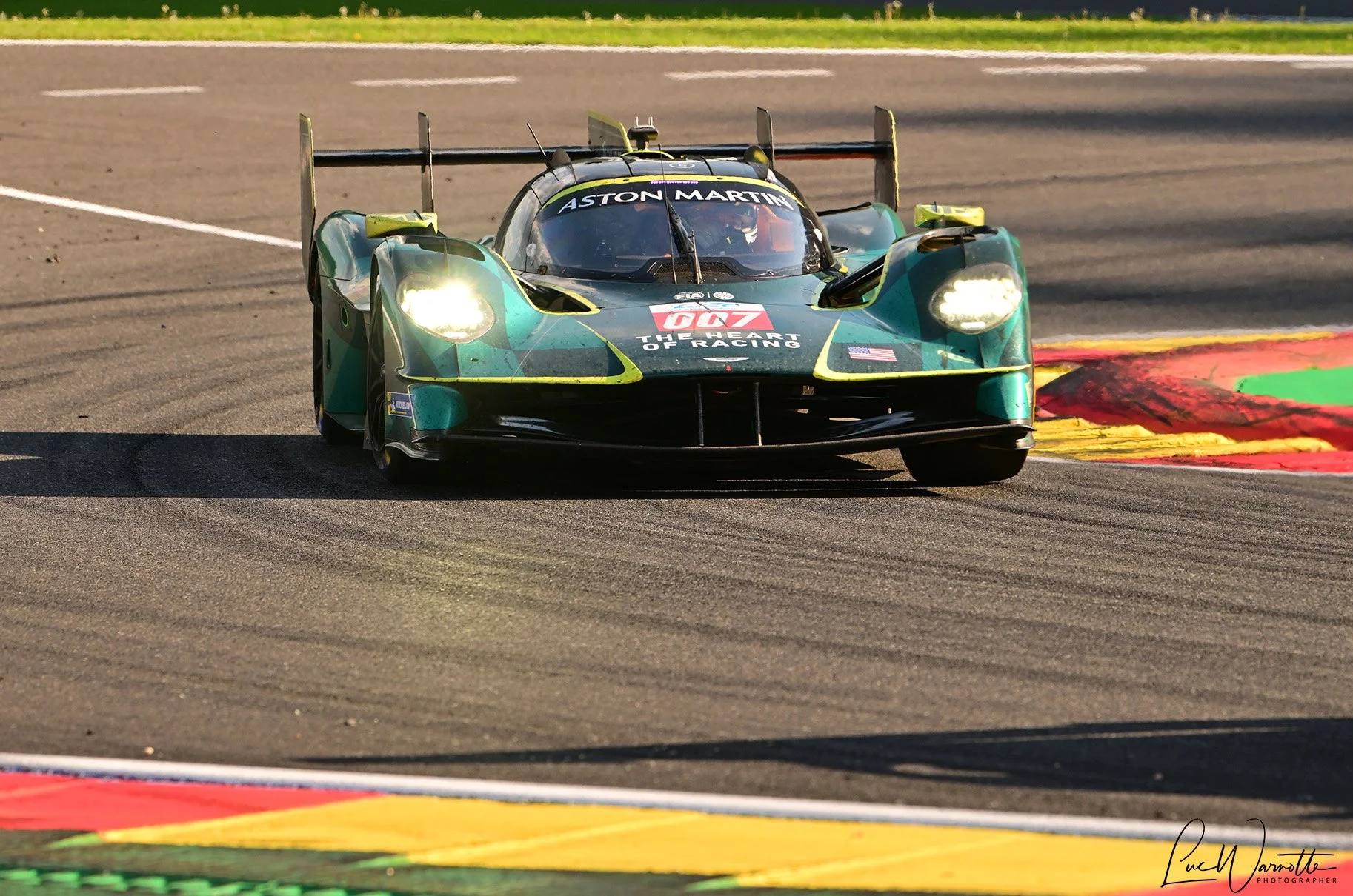 Aston Martin Valkyrie #007