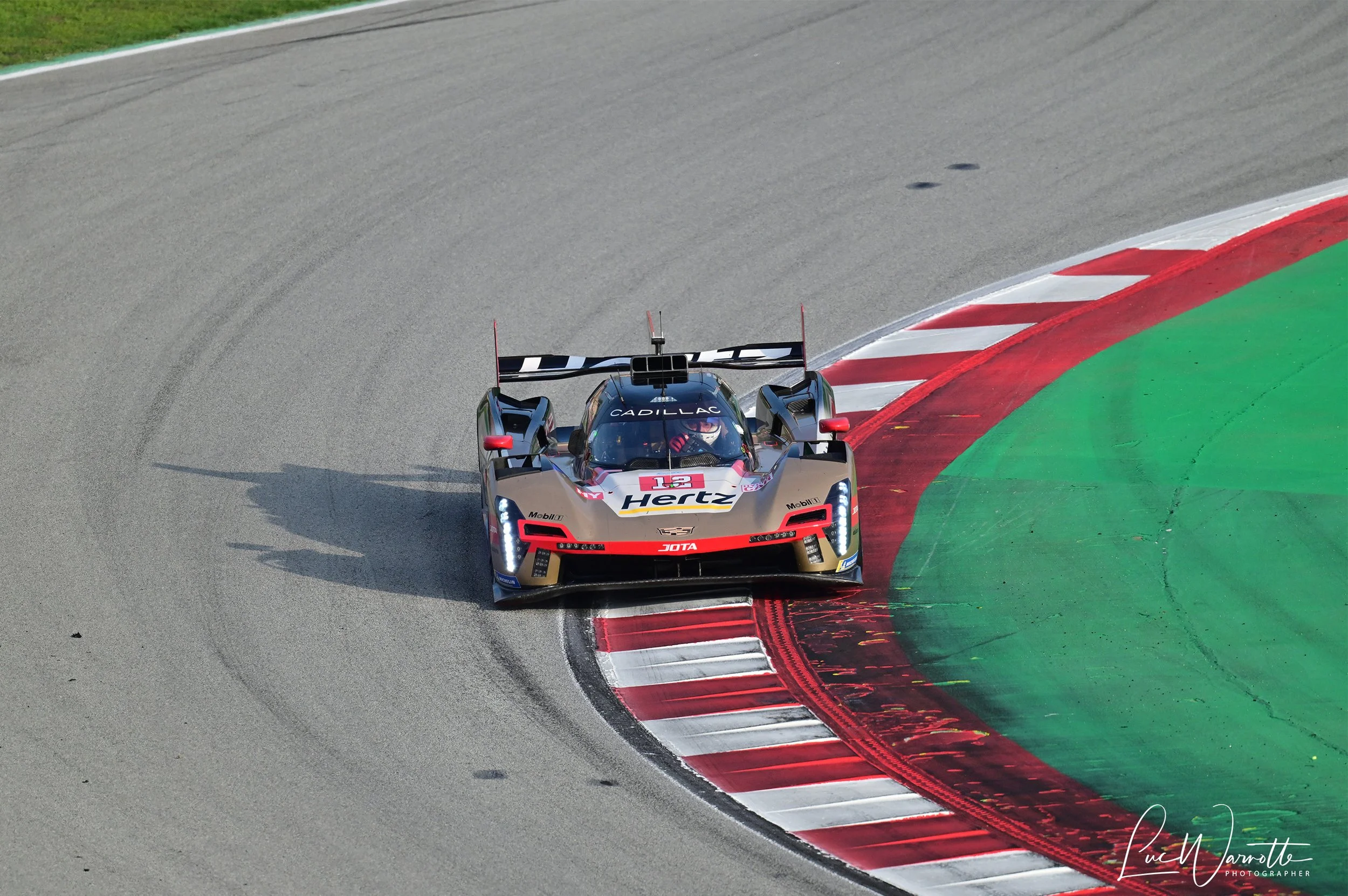 Cadillac Hertz Team JOTA’s #12 V-Series.R