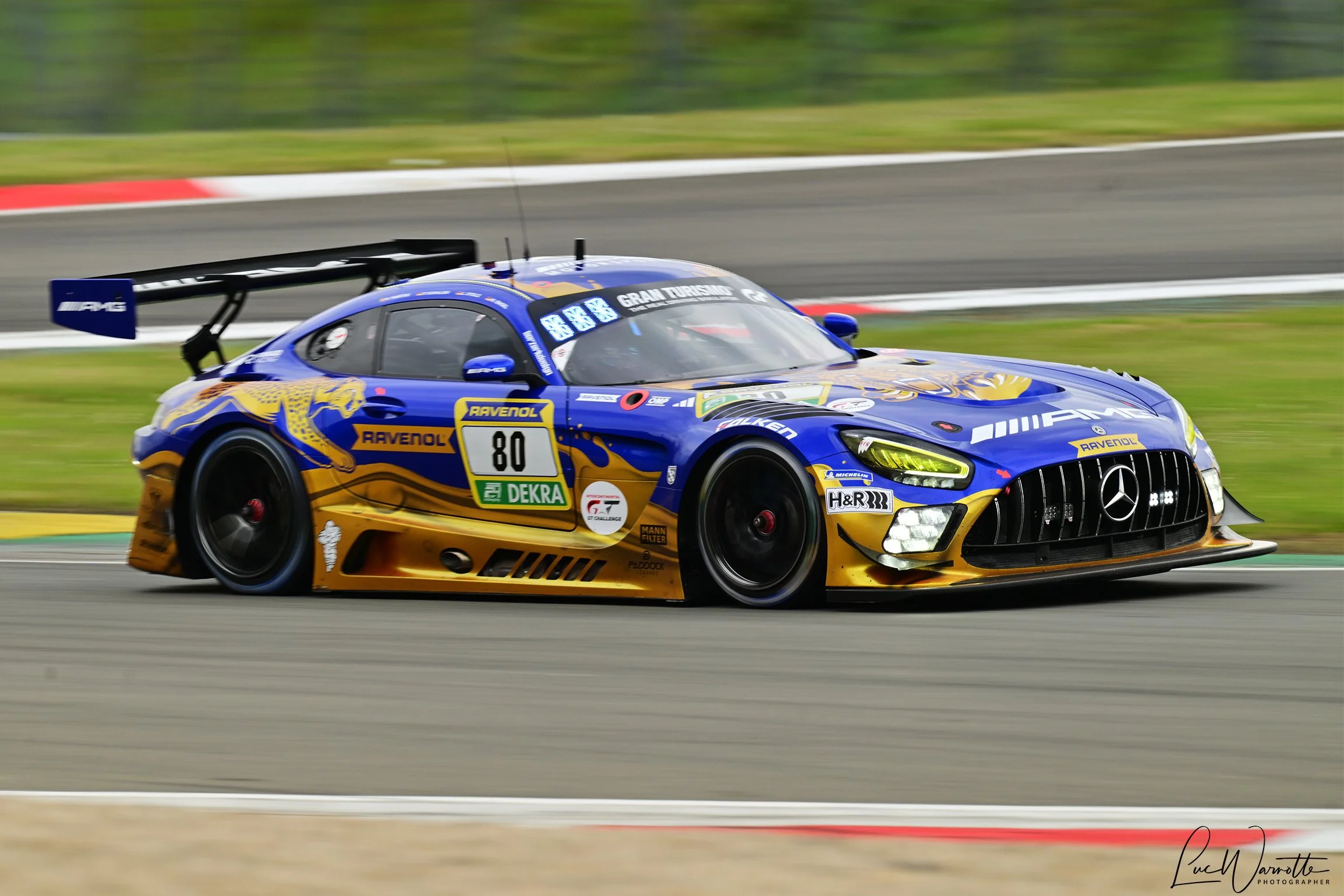 #80 Mercedes-AMG