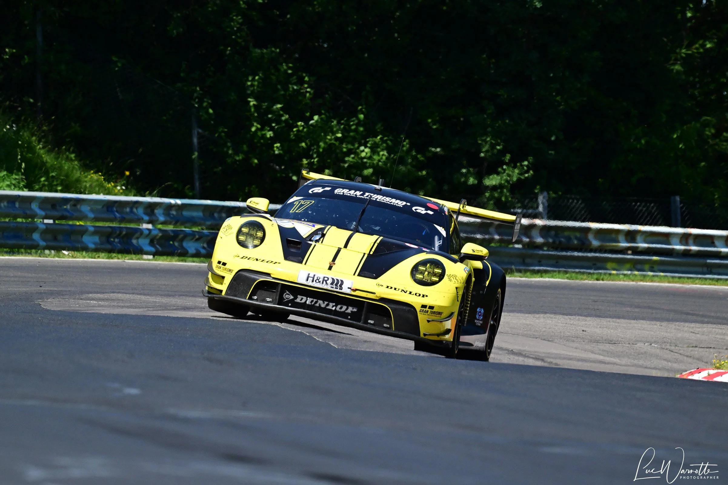#17 Dunlop-Porsche 911 GT3 R