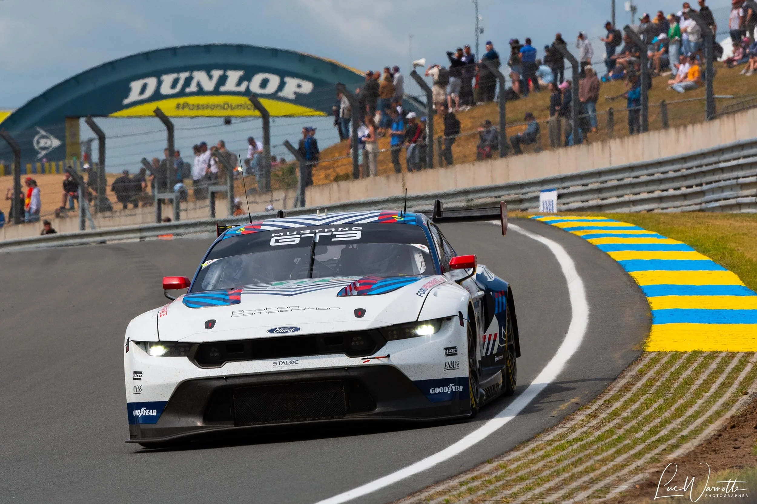 #77 Ford Mustang GT3