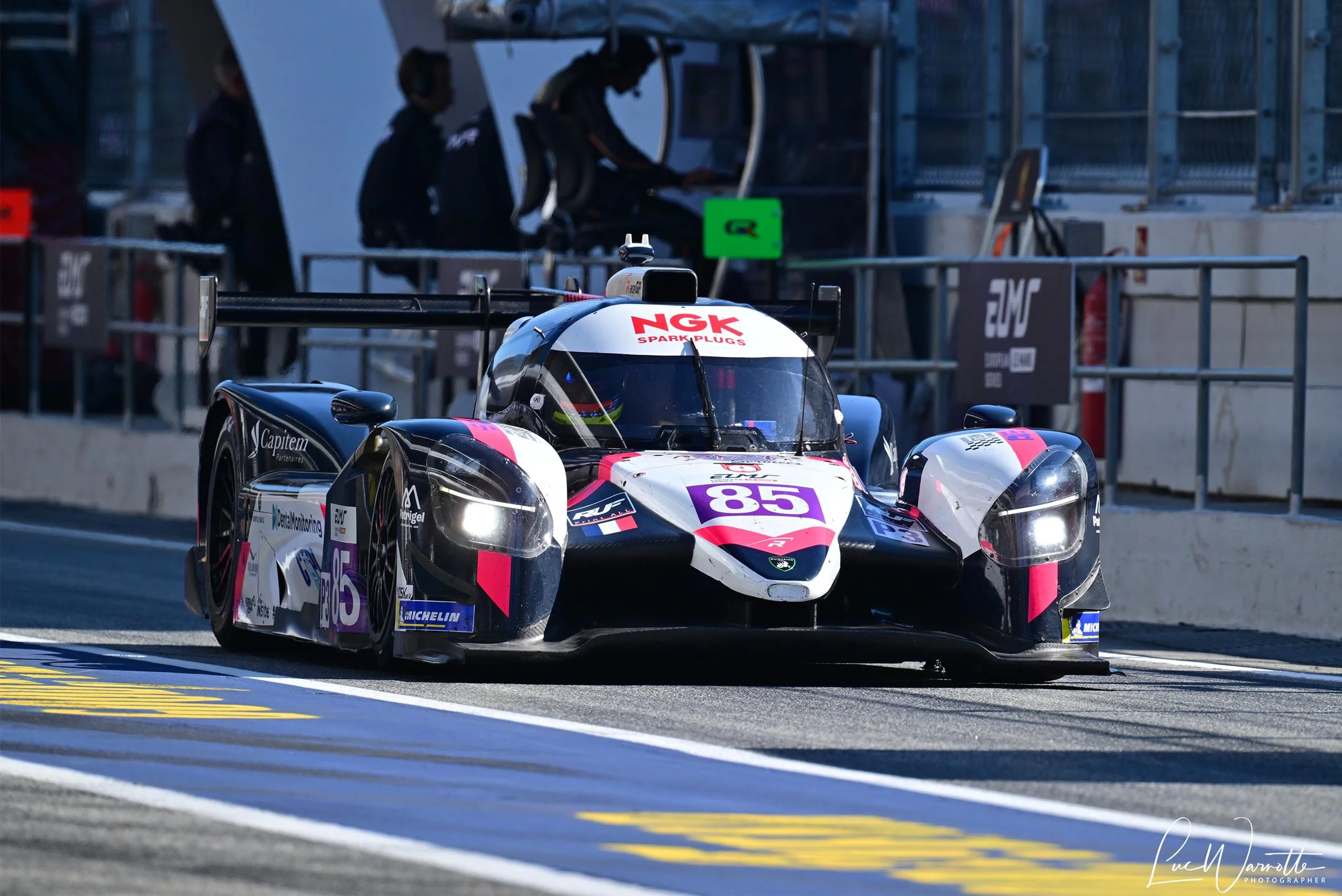 #85 R-Ace GP Duqueine D09 - Toyota