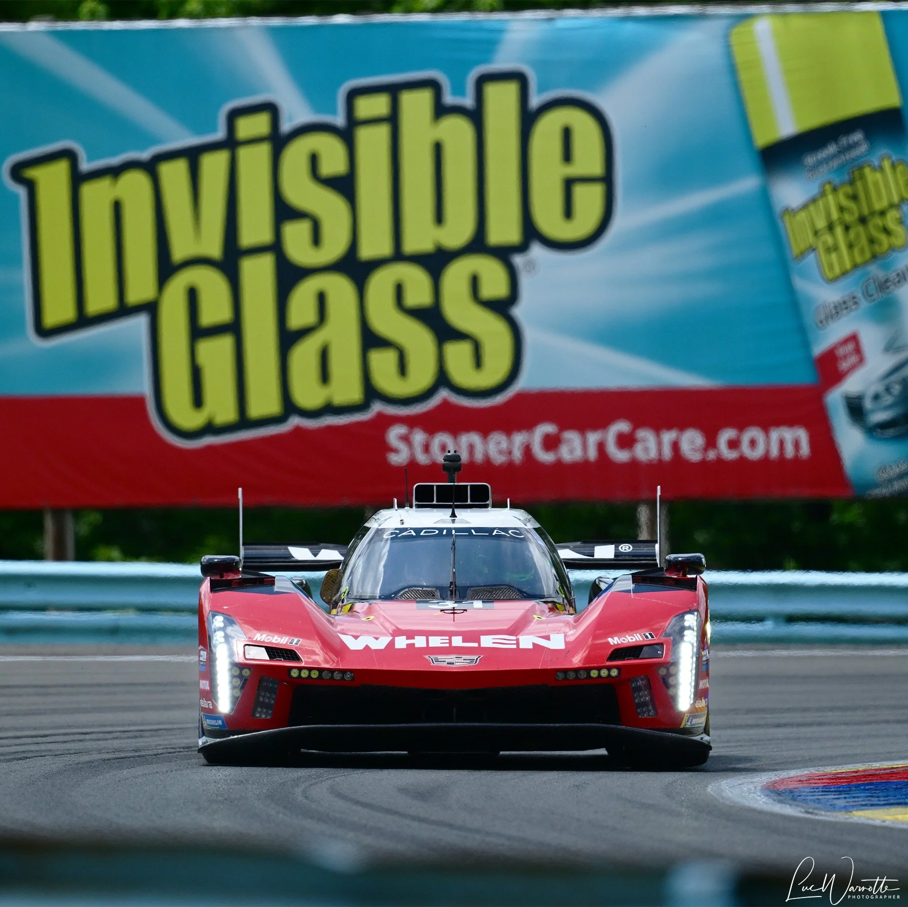 #31 Whelen Cadillac V-Series.R