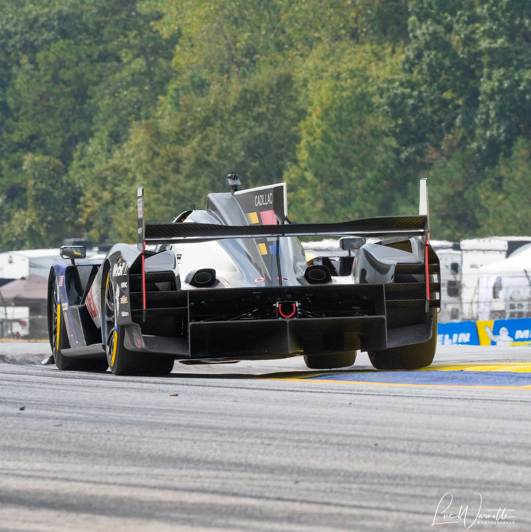 #10 Cadillac Wayne Taylor Racing V-Series.R