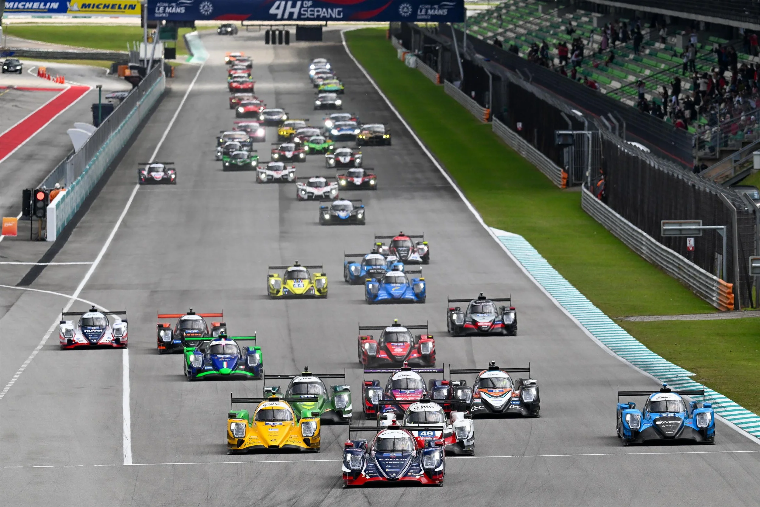 Asian Le Mans Series Race 1 Start
