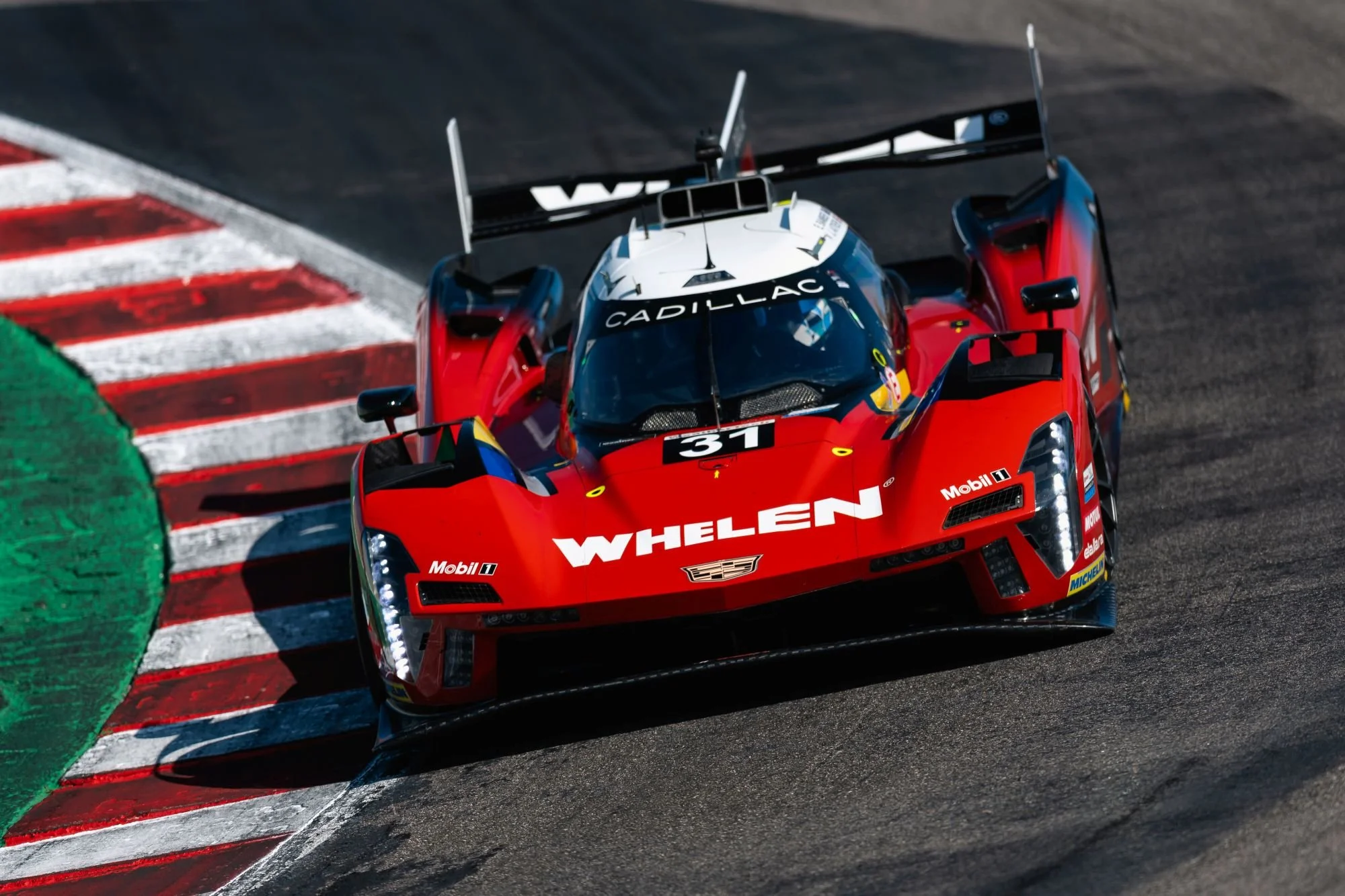 #31 Whelen Cadillac V-Series.R