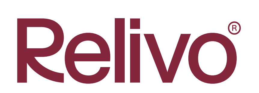 Logotyp för Relivo i mörkröd text.