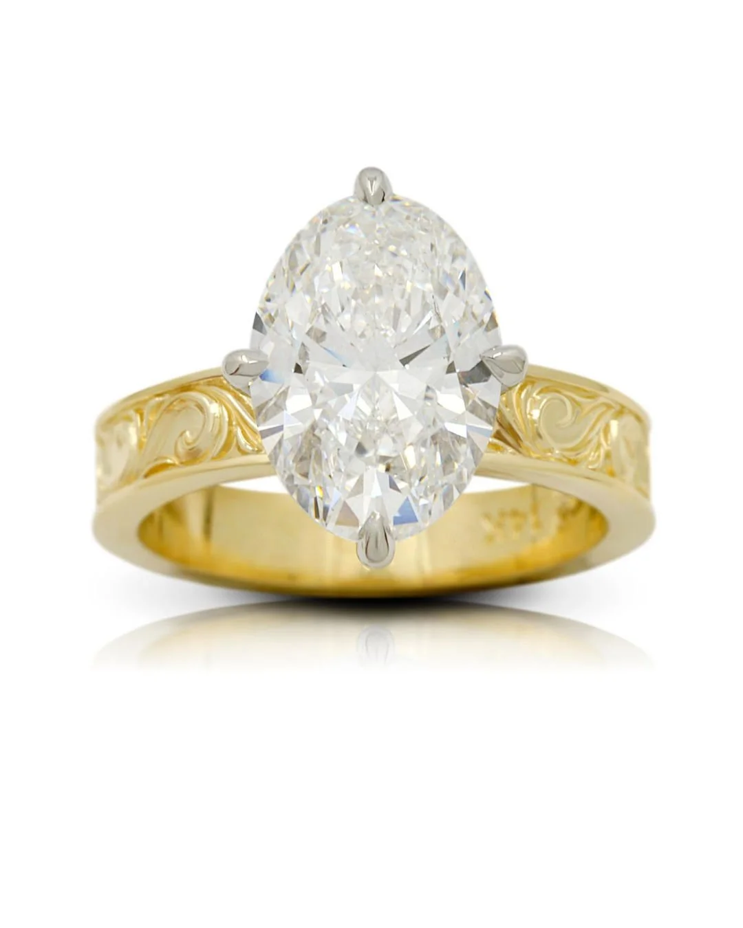 ✨ With the proposal now a success and our client&rsquo;s blessing, I&rsquo;m excited to reveal this stunning custom engagement ring we created. This breathtaking 3.5 ct oval‑cut beauty has been living in my dreams since the day we made it&mdash;and n