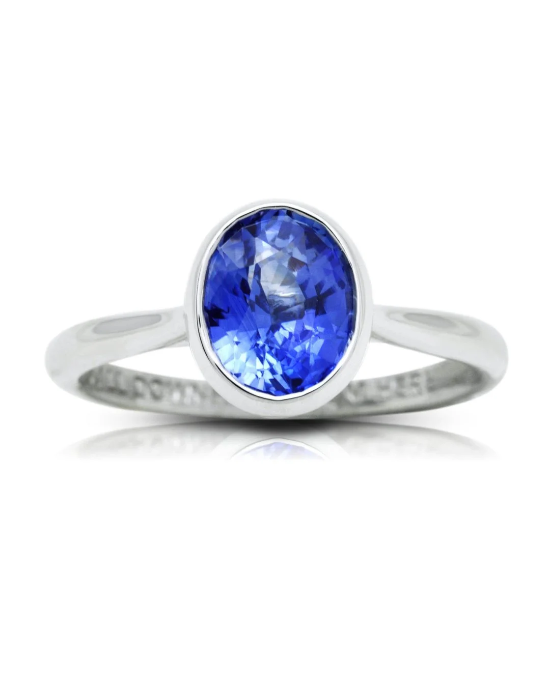 If you&rsquo;ve been dreaming of a sapphire engagement ring, consider this your sign.⁠
.⁠
.⁠
.⁠
.⁠
.⁠
#OttawaJeweller #OttawaJewelry #OttawaEngagementRings #ShopLocalOttawa #DixonJewellers #SapphireRing #BlueSapphire #SapphireEngagementRing #BezelSet