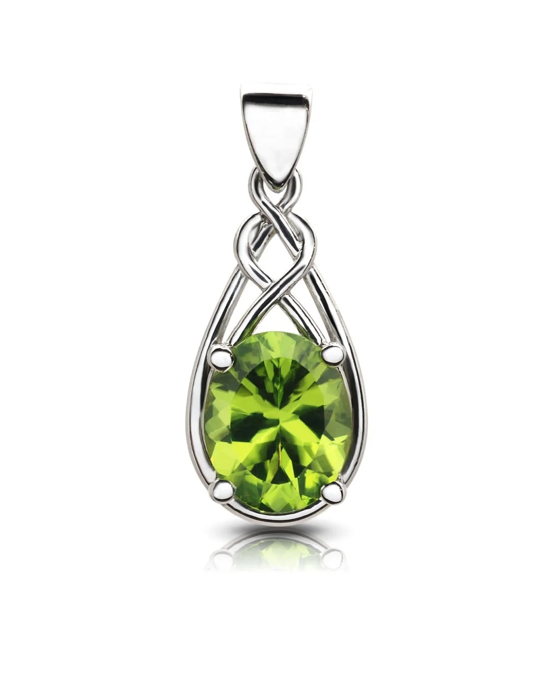 Continuing the spring vibes with this custom-made, fresh green Peridot pendant in white gold. 🌱
.
.
.
.
.
#DixonJewellers #DowntownOtt #OttawaJeweller #OttawaJewellery #SupportLocalOttawa #OttawaMakers #ShopLocalOttawa #FineJewellery #JewelleryDesig