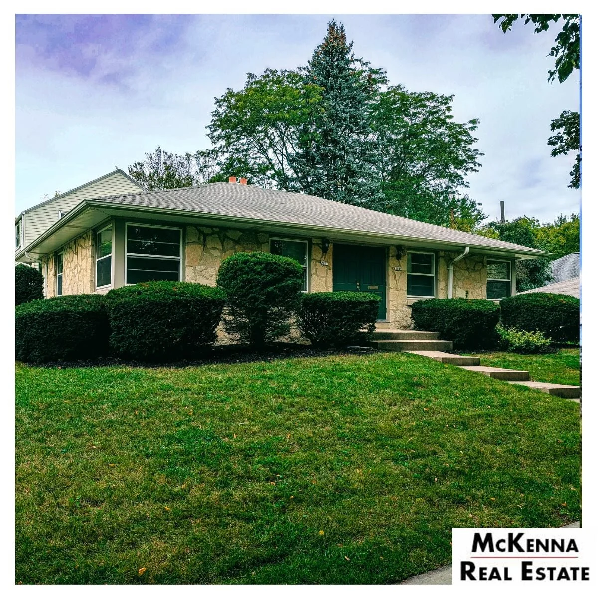 π Accepted Offer! π
Huge congrats to my client on snagging their next investment property — this charming Wauwatosa duplex at 2107 N 66th St! π‘πΌ
We moved fast, made it happen, and I couldn’t be more excited to see this one added to t