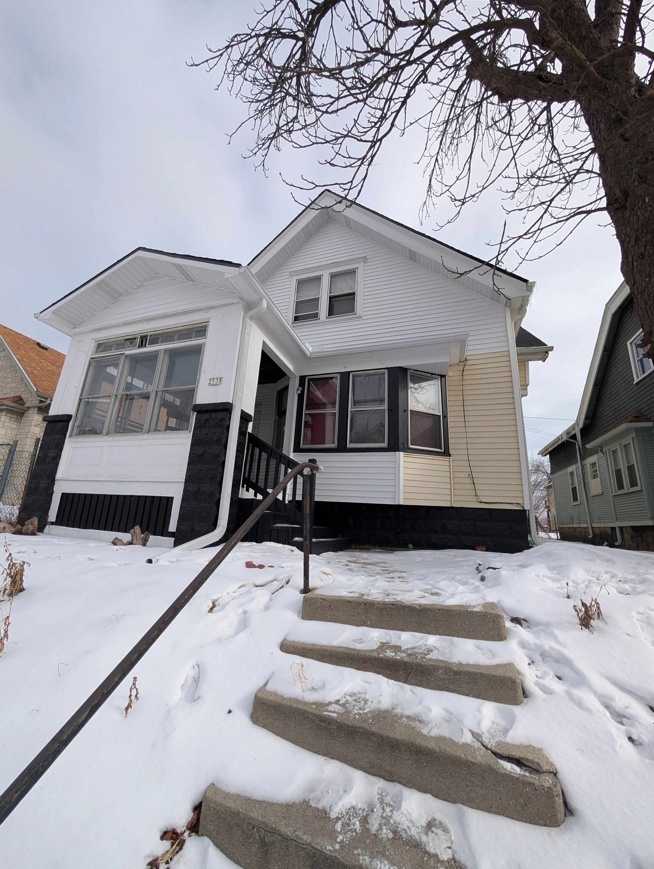 Offer Accepted – 2538 N Hubbard St, Milwaukee! 
