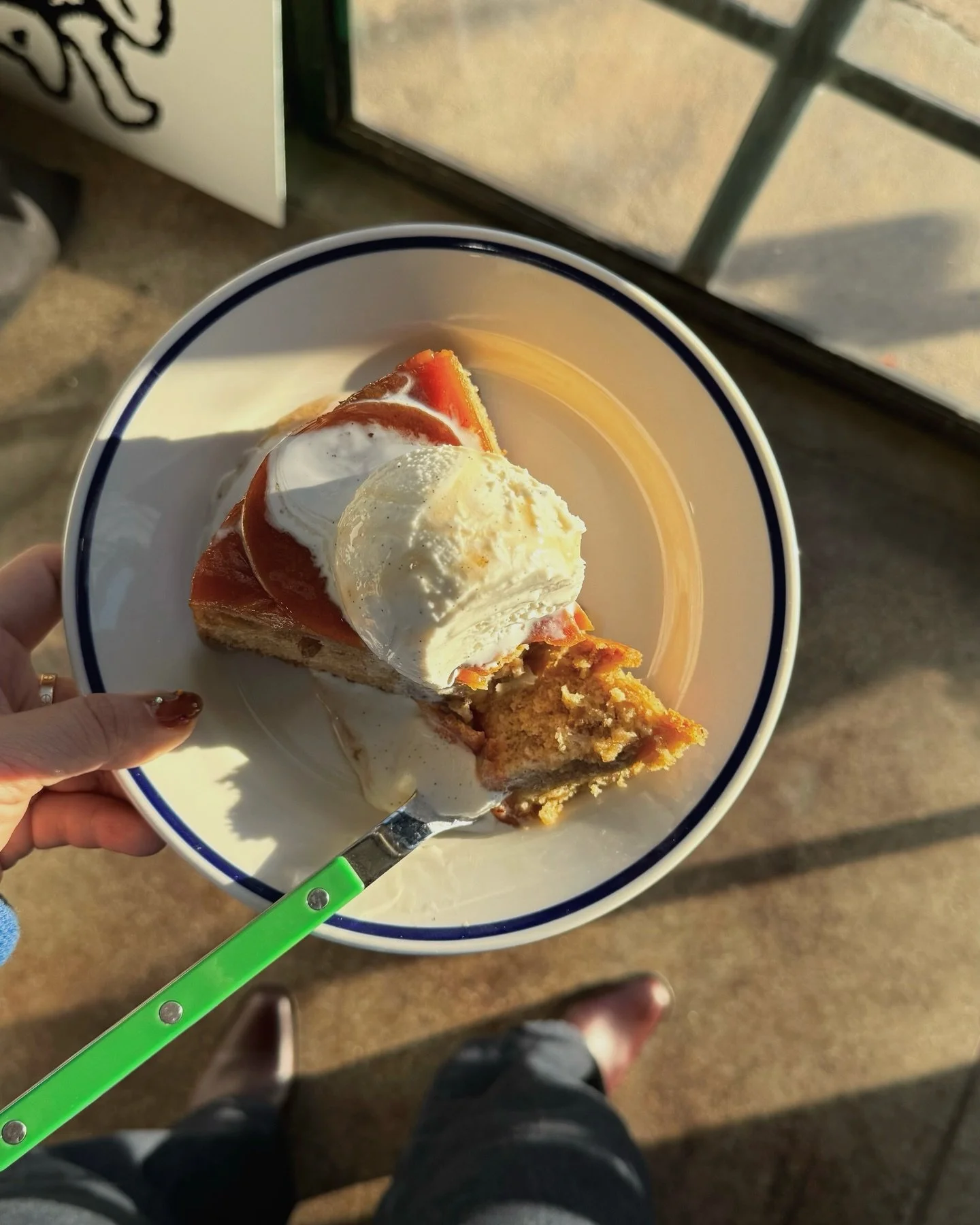 special moments with the sujeongwa {korean spiced tea} persimmon upside-down cake ⋆˚꩜｡✮⋆˙

i loved how the spicy cozy sujeongwa caramel syrup developed from simmering persimmons, jujube dates, ginger, and cinnamon together and couldn&rsquo;t get enou