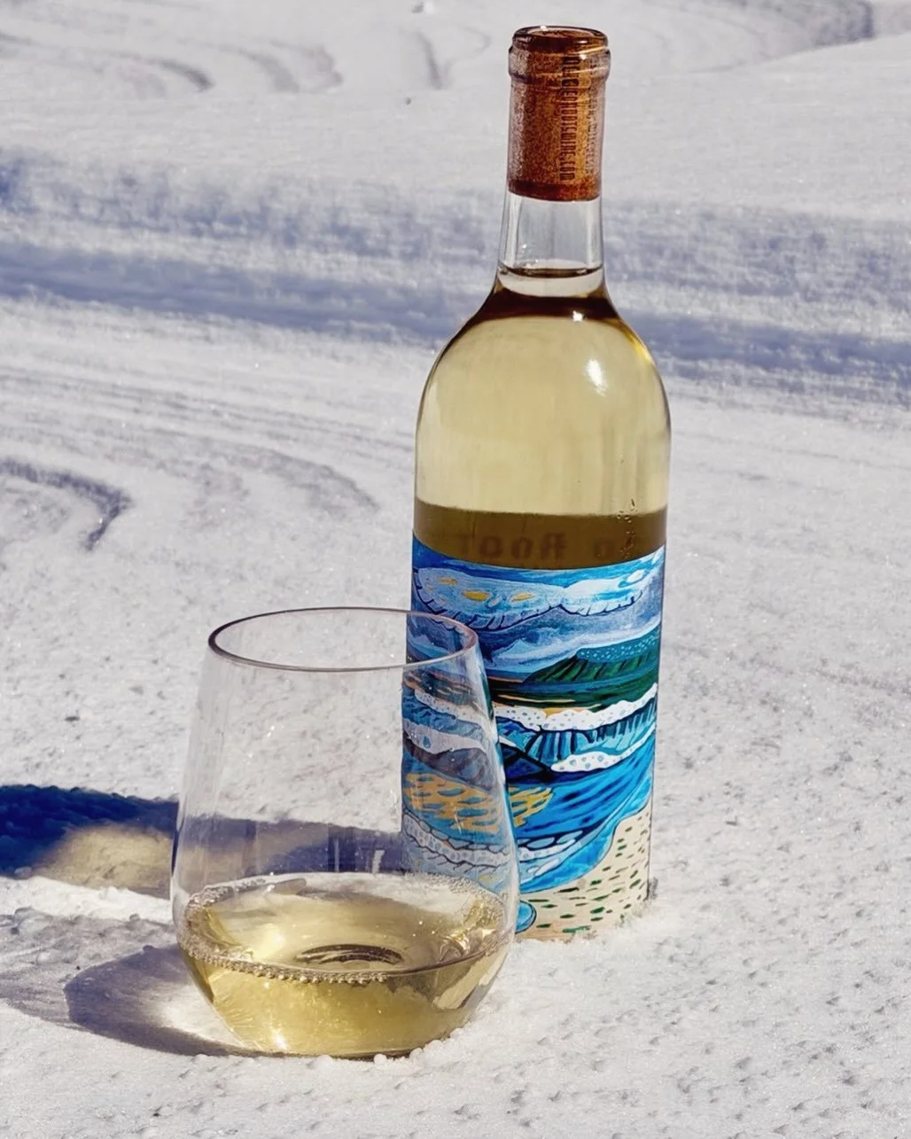 📺 Tune in to @wfrvlocal5 this Wednesday, April 8 between 9-10am to catch winemaker, Eric Gale alongside @44.wines and @mixed.meadia as we launch the Ledge Blanc Project! 

🍷 This special 7-week #winewednesday series will feature @ledge_blanc founde