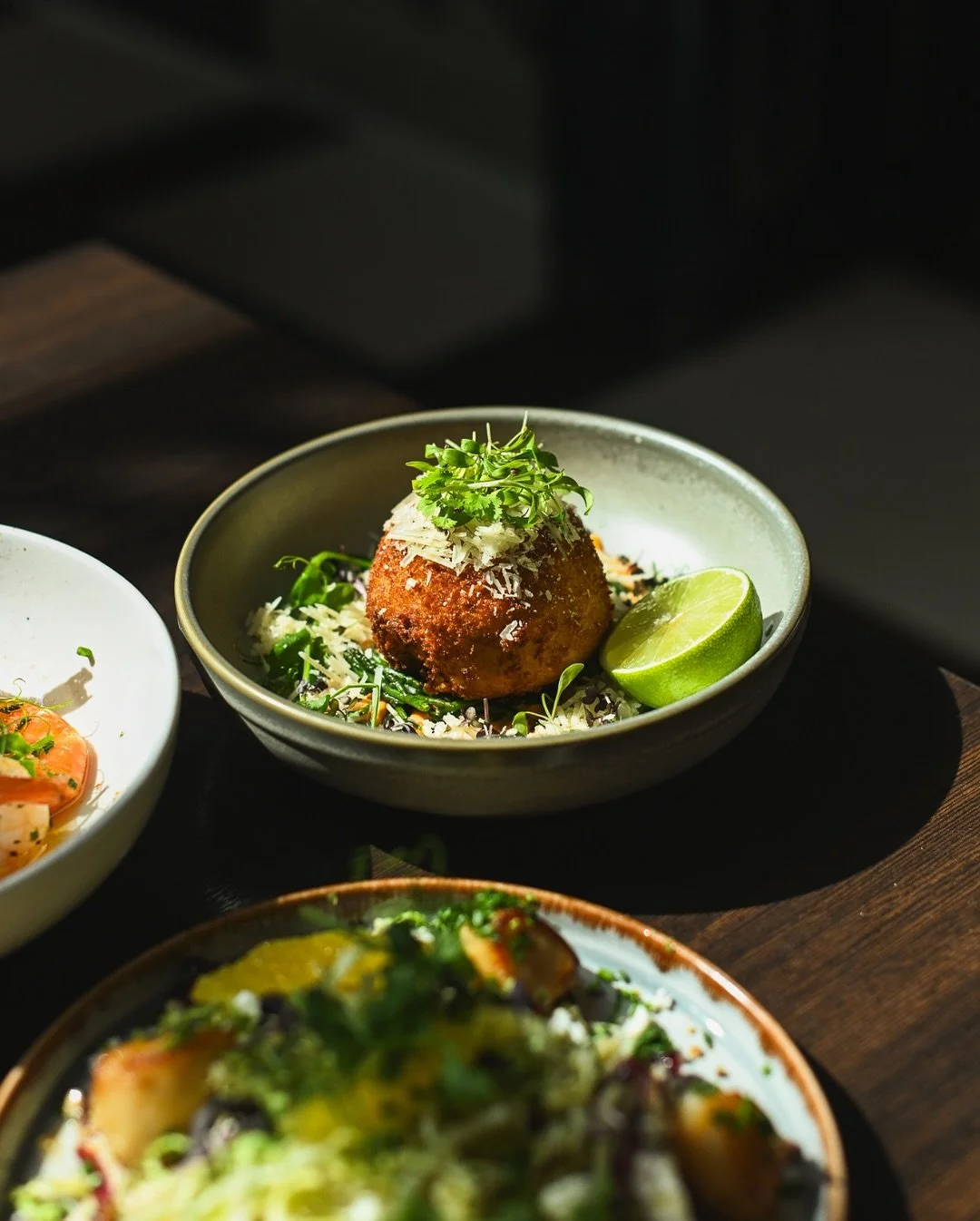 Always a pleasure shooting with the team at Matt The Threshers in Dublin @threshersdublin 🍴📸 Fresh dishes, great vibes, and plenty of seafood 🦞