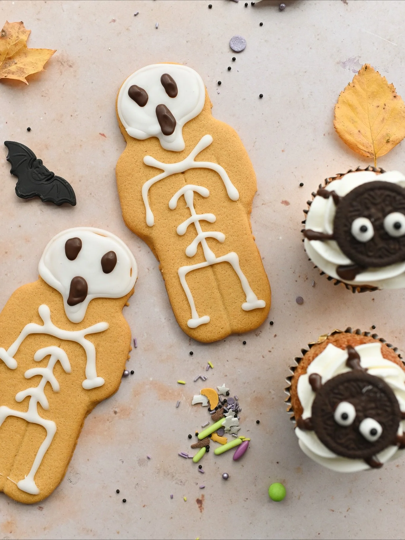 Happy Halloween 🎃 🕷️

@quigleys.ie 🧁📸