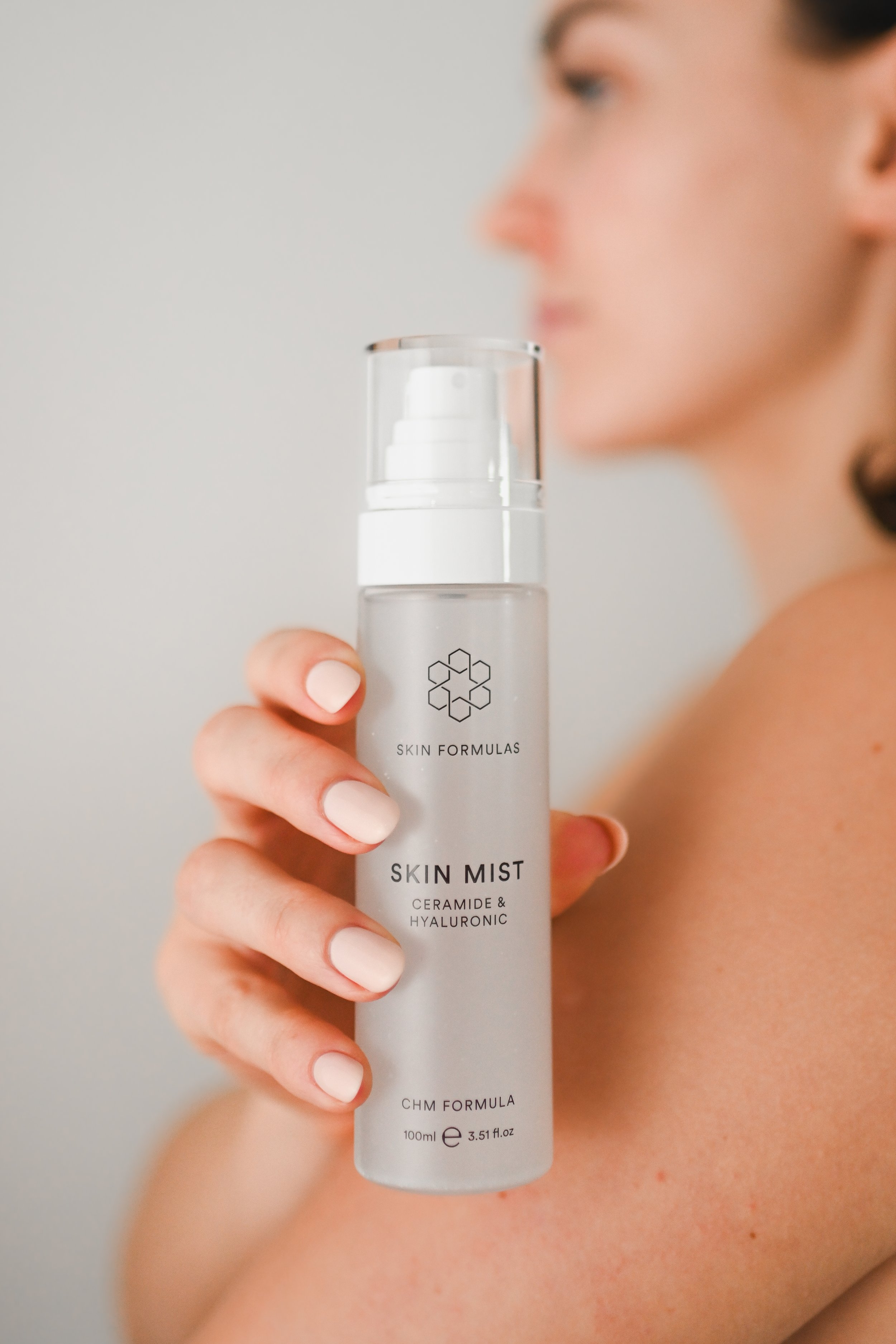 Oat Foliant Skin Mist - SML-03.jpg