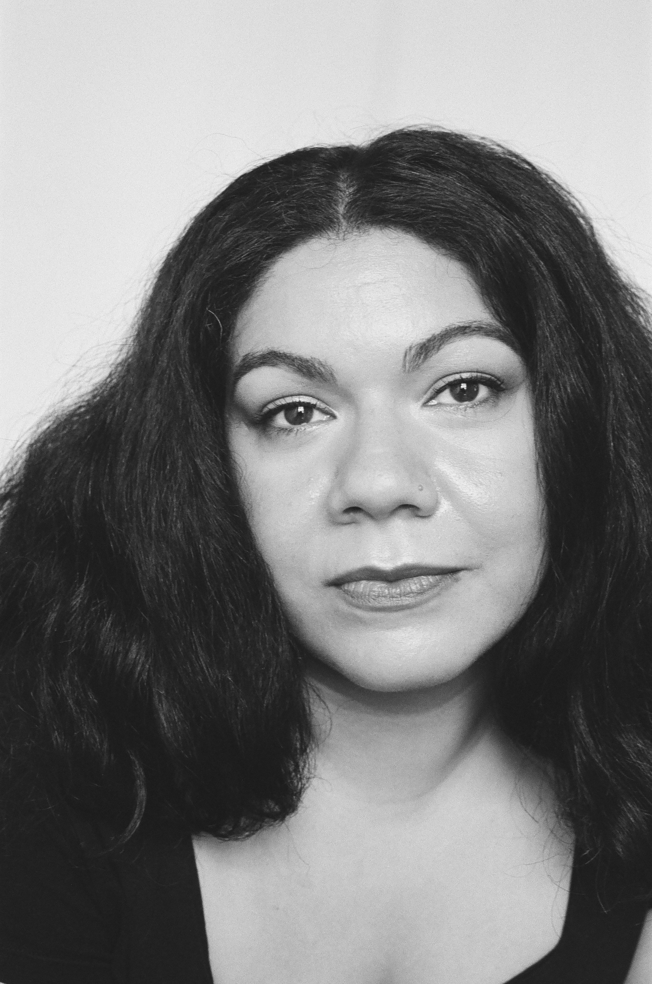 La Daniella photographed by Ella Pennington