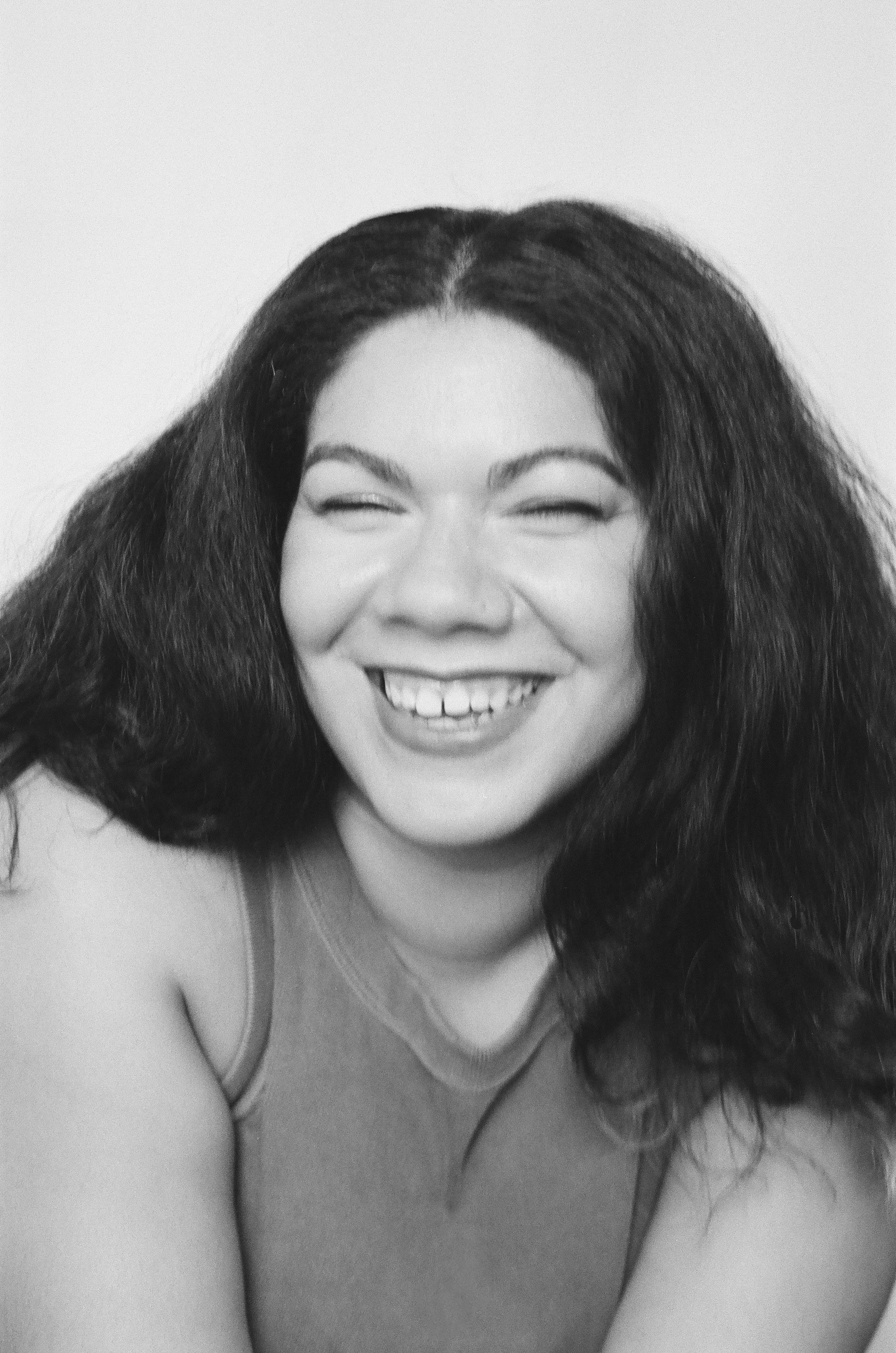 La Daniella photographed by Ella Pennington