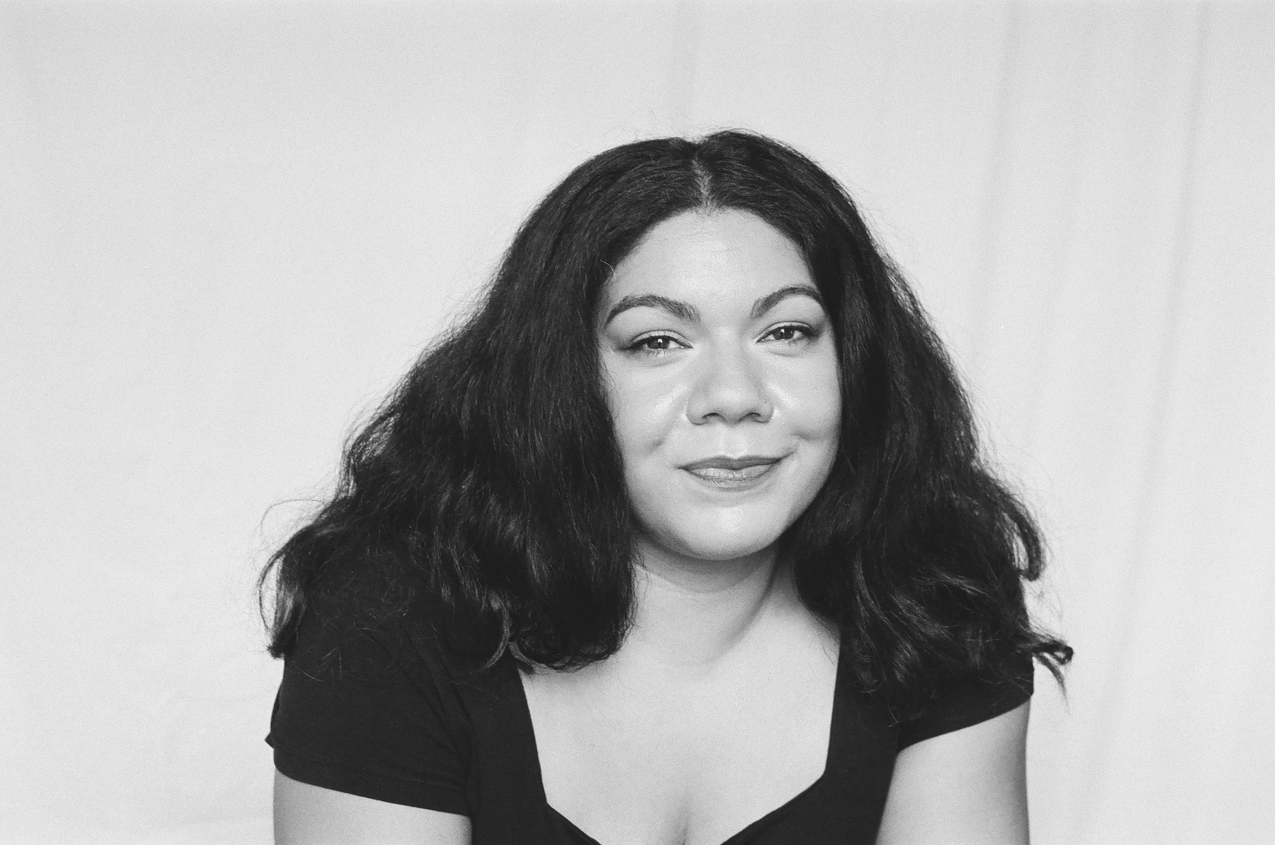 La Daniella photographed by Ella Pennington