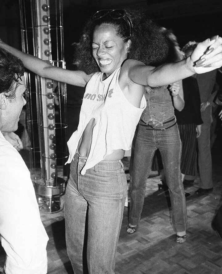 Rolling into Friday and feelin' as good as Diana Ross on the dance floor. Queue that jukebox. 🎶