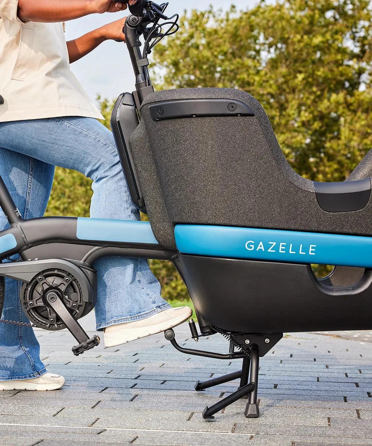Gazelle_Makki_Lifestyle_02.jpg