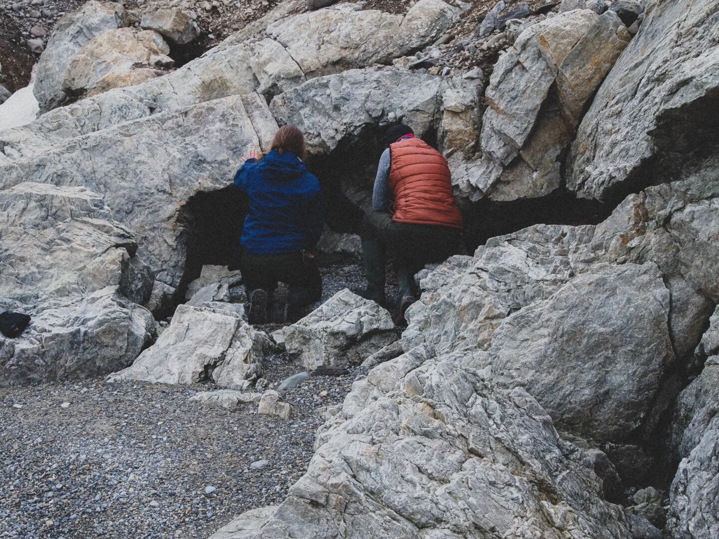 Geologists examining the rocks (Large).JPG