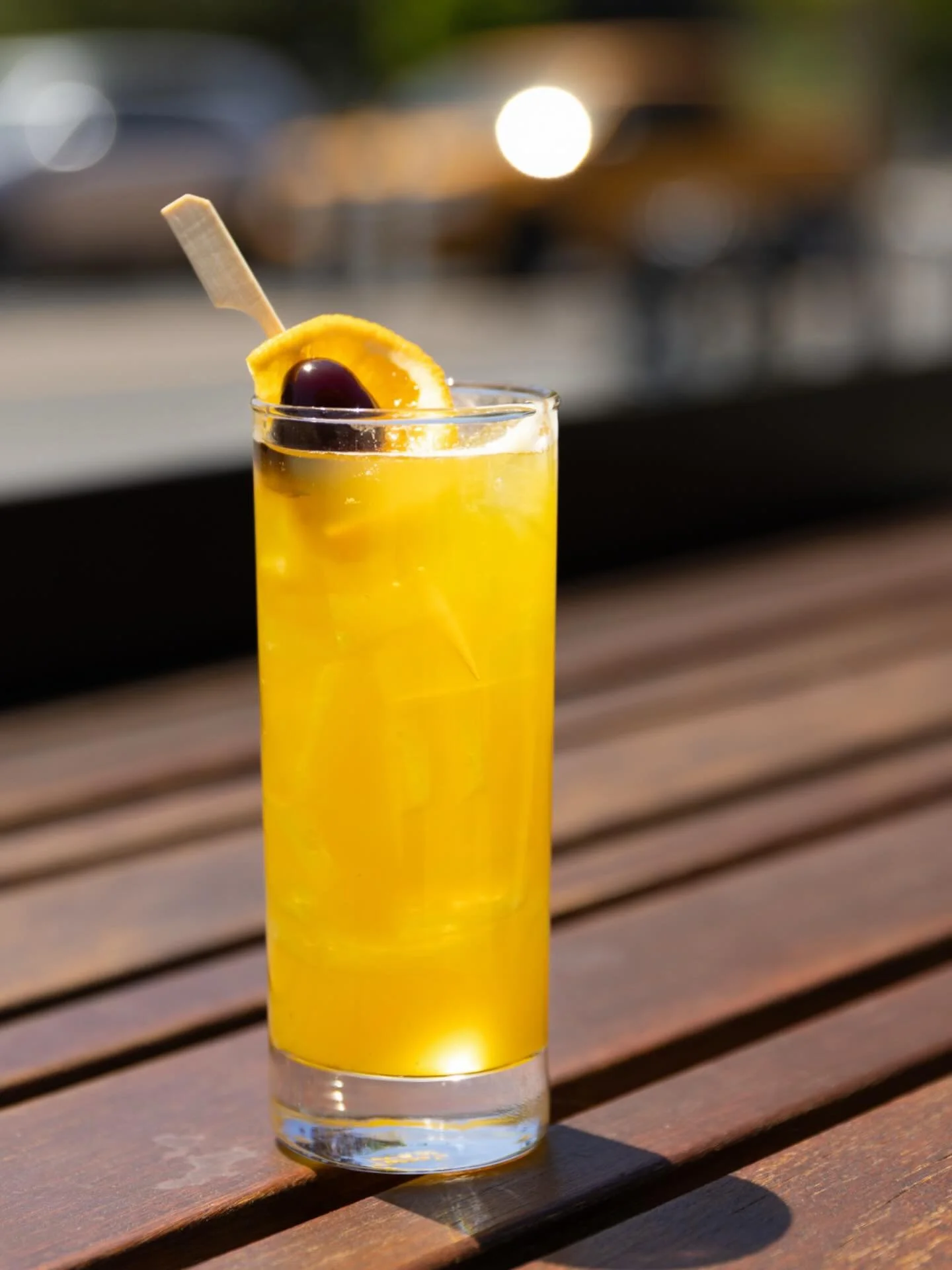 #CaptainHaddock
@planterayrum Dark & Pineapple
@jdt_velvet_falernum 
Pineapple Turmeric
Lime
Tonic
๐ธ @nwxnathan 
#summervibesโ๏ธ #bestofbend #drinks #cocktails #imbibe