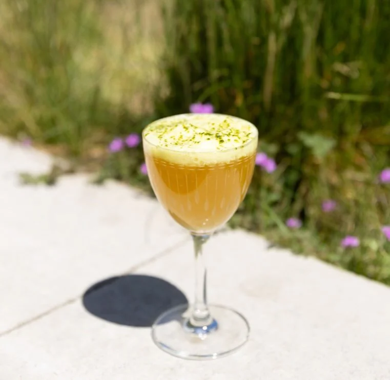 #MatchaDoAboutNothing
@_big_gin 
Green Charteuse
@stonebarn Black Walnut
@giffardusa Creme De Cacao
@scrappysbitters Cardamom Bitters
Coconut Matcha Aquafaba Foam
๐ธ @nwxnathan
#patiovibes #drinks #thirsty #imbibe #imbibegram #summer #inmyglass #b