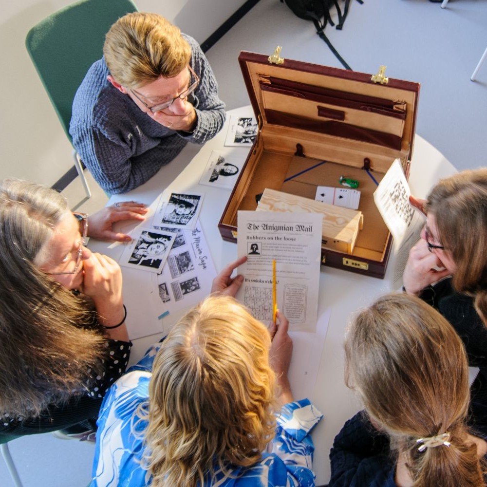 Anigma Escape Room - Briefcase Chase-9.jpg