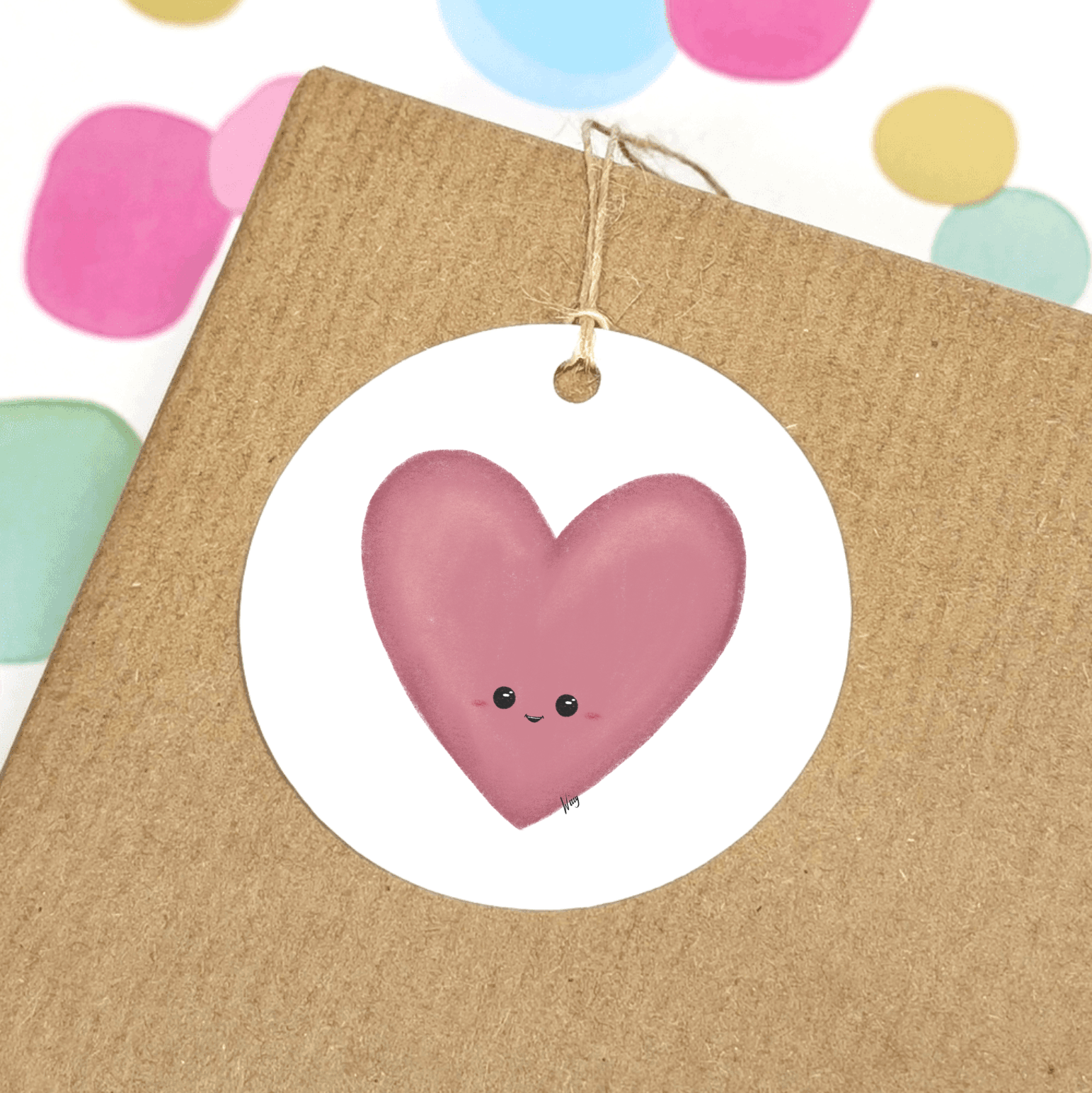 Box on wrap paper - WEB EDITED USE - Hettie exp.png