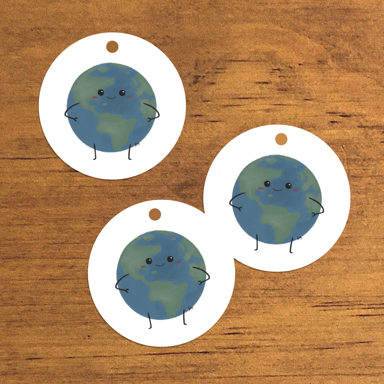 Gift Tags on wood - Willy exp.png