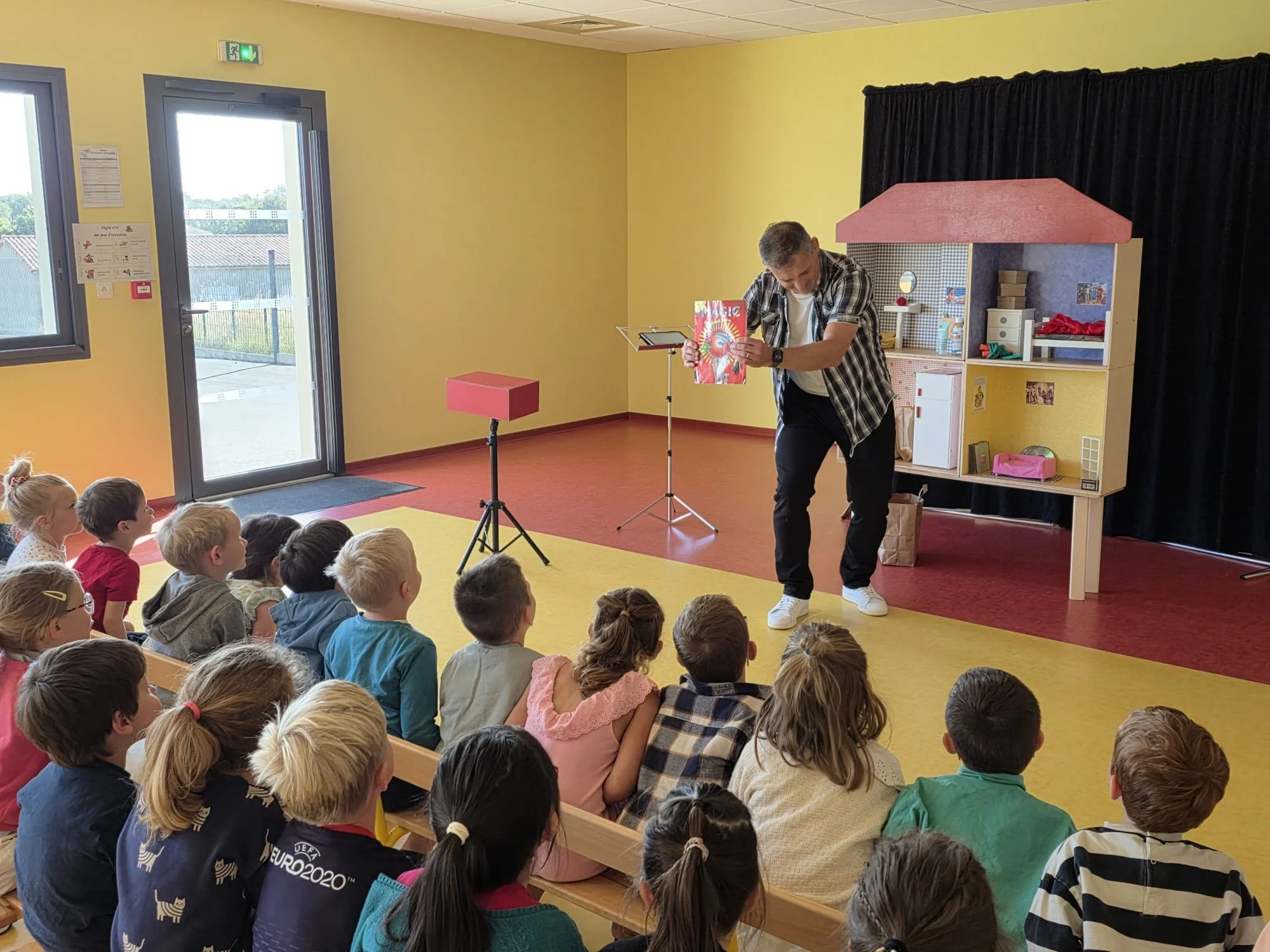 Spectacle enfants 3-6 ans - Le coloriage magique 