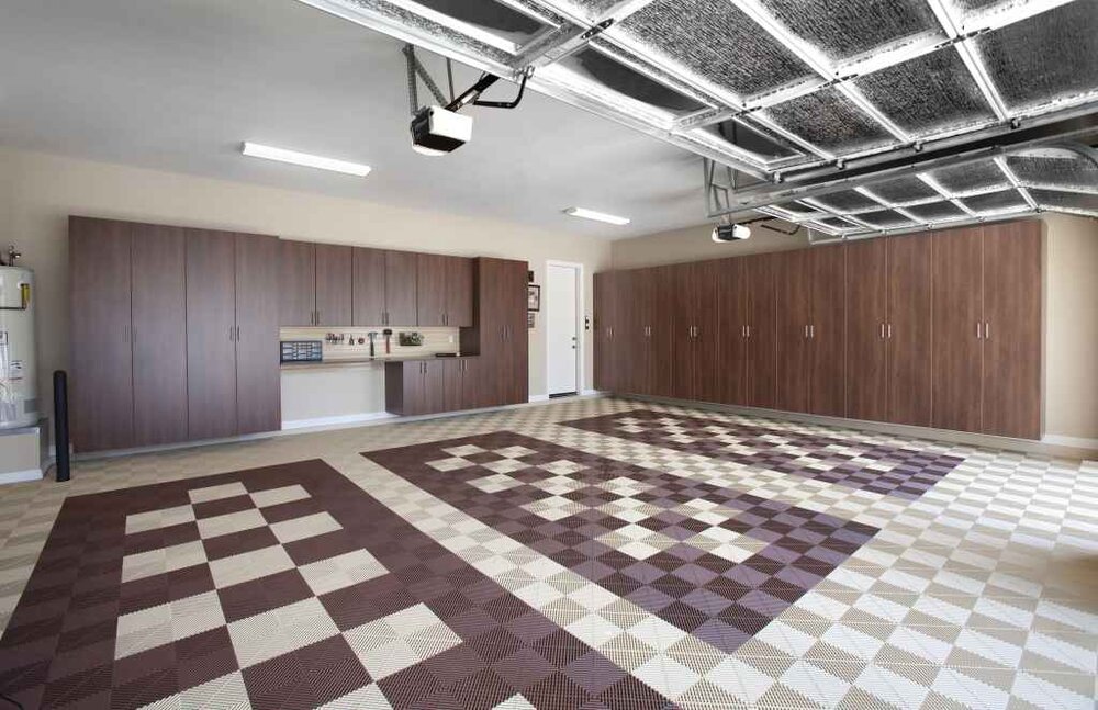 garage tile floor 001.jpg