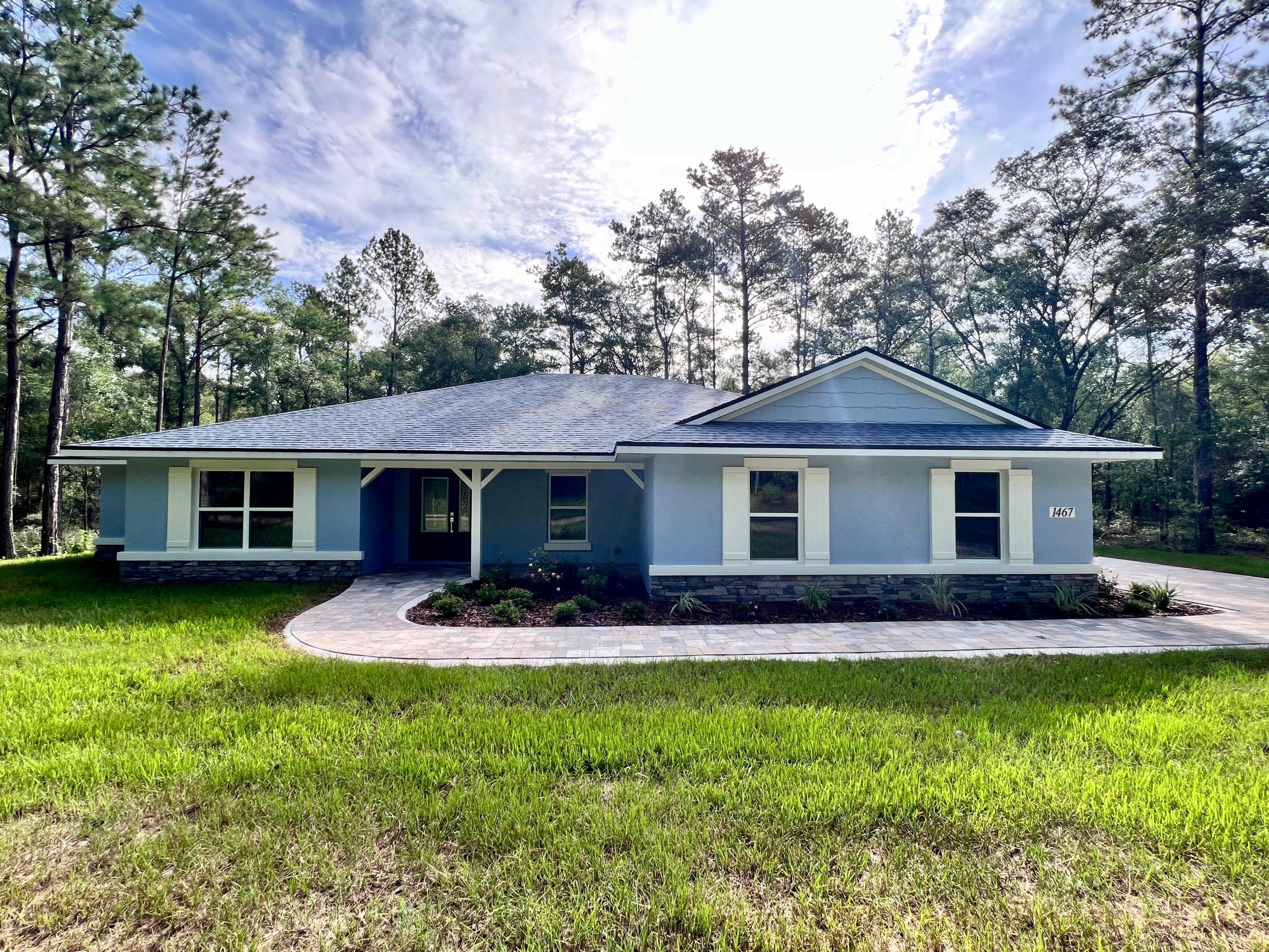 Discover Refined Living in Citrus Springs