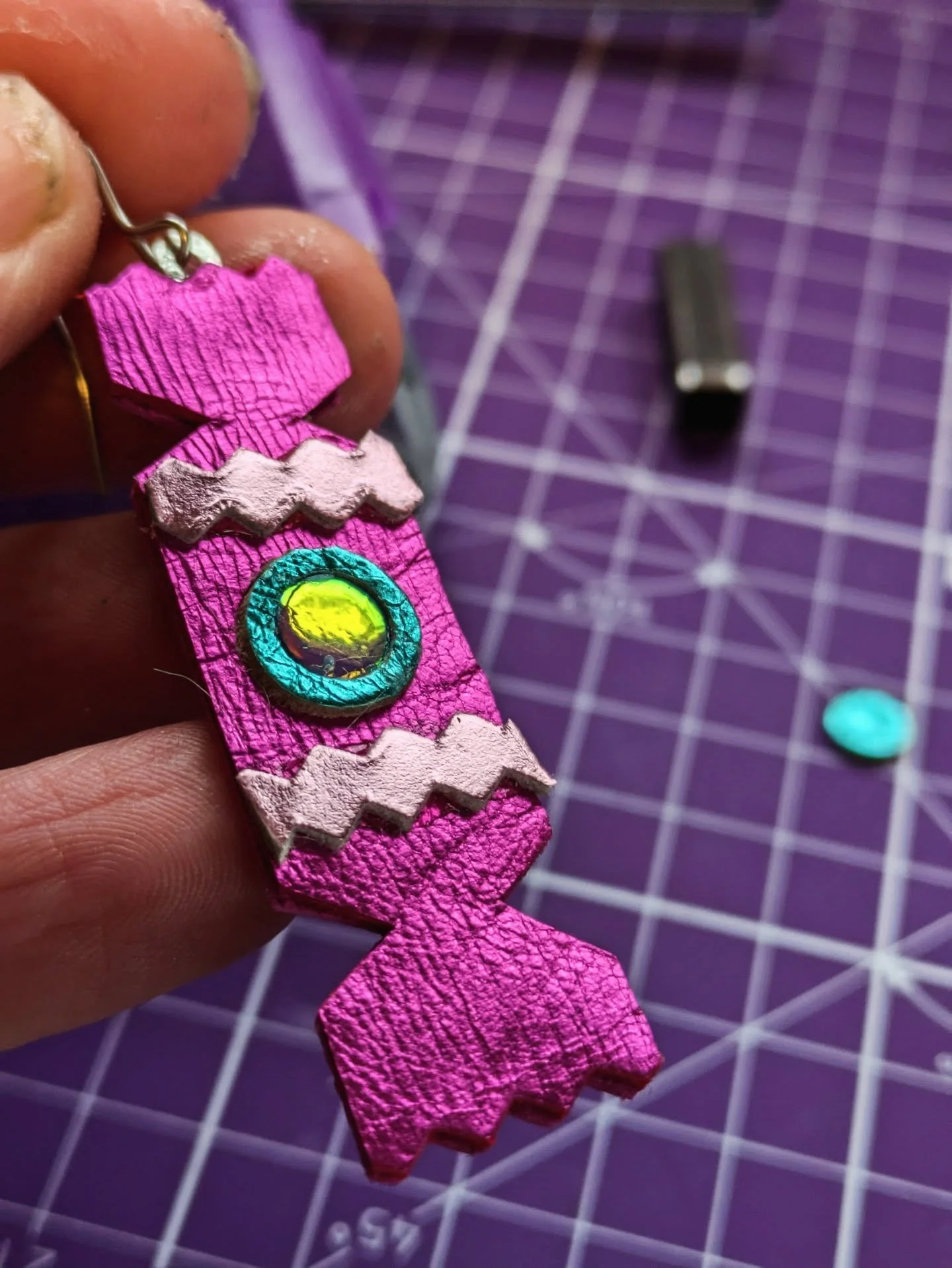 Half term flew by, as per usual it was the old juggling of work and childcare and Halloween costumes (I was very proud of my son's enderman costume).

This week I have been feeling sorry for my rather largely swollen, blue toe and hobbling about from