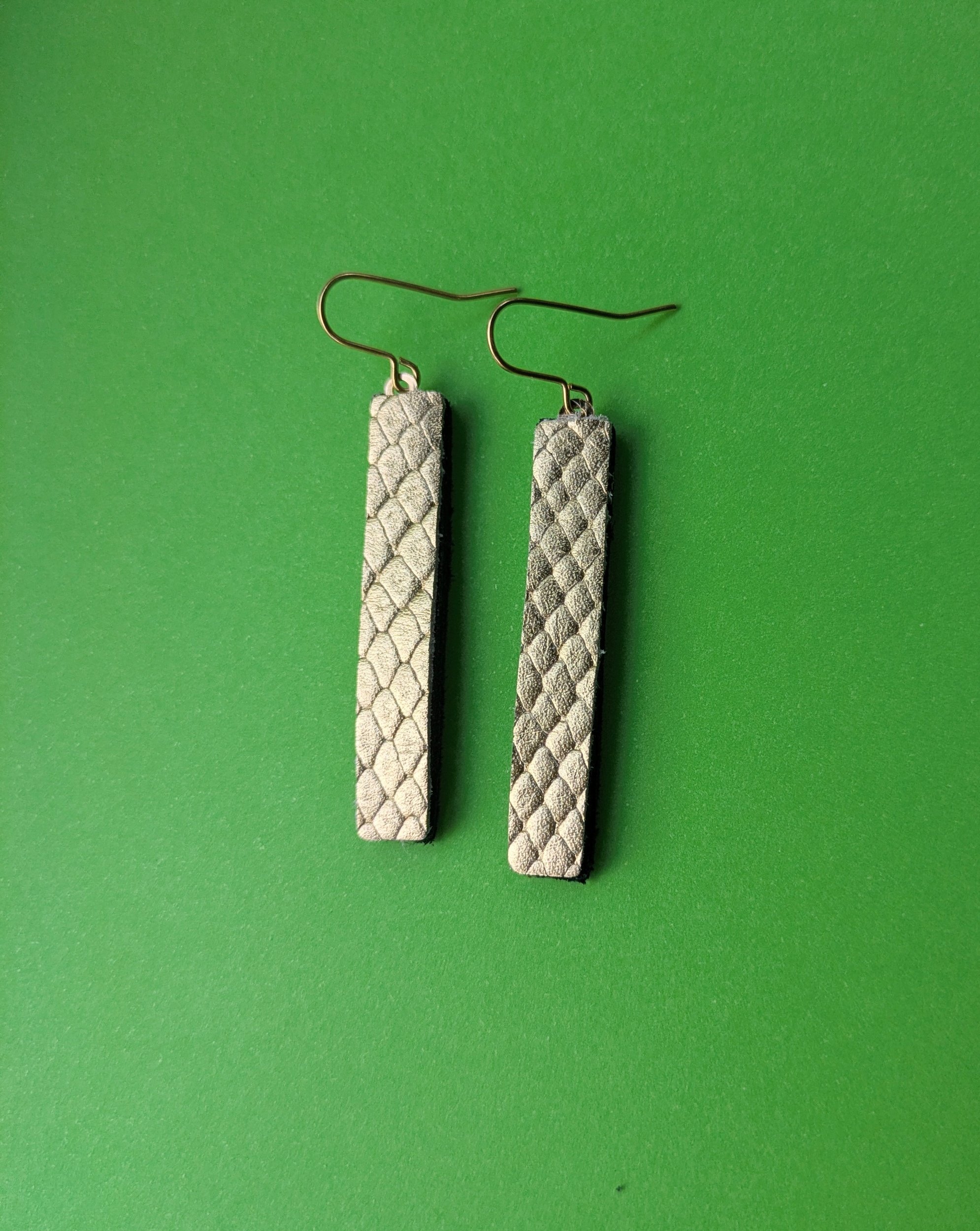 Match Stick - Gold Scales