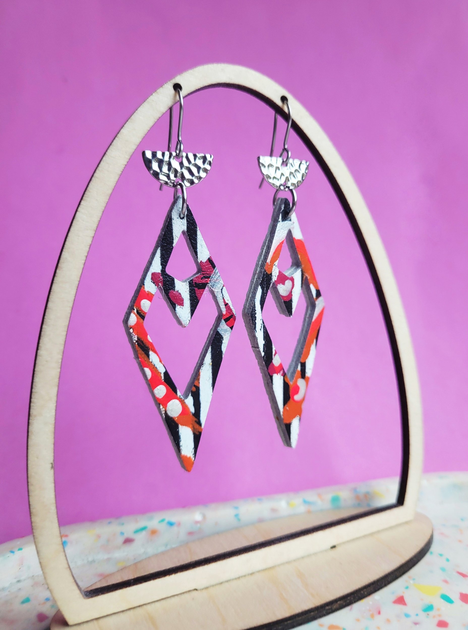 diamond shaped earrings