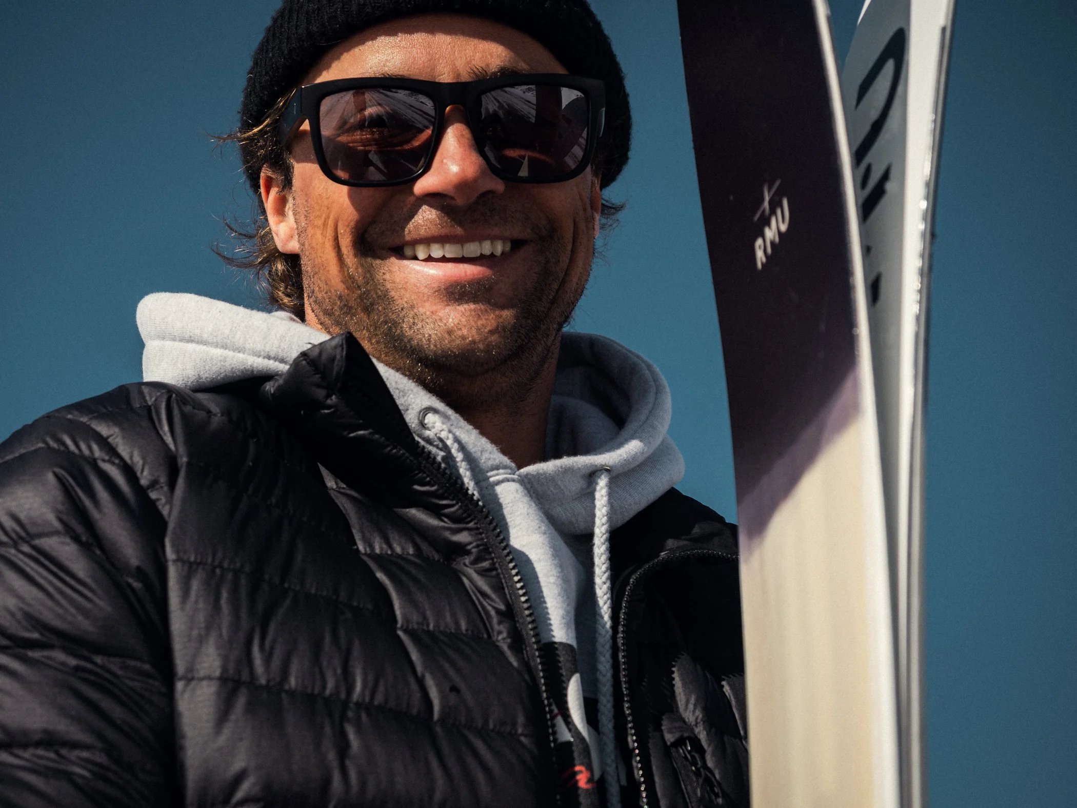 Photo of Wiley Miller by Kyle Bakken holding the SR126 Butterknife