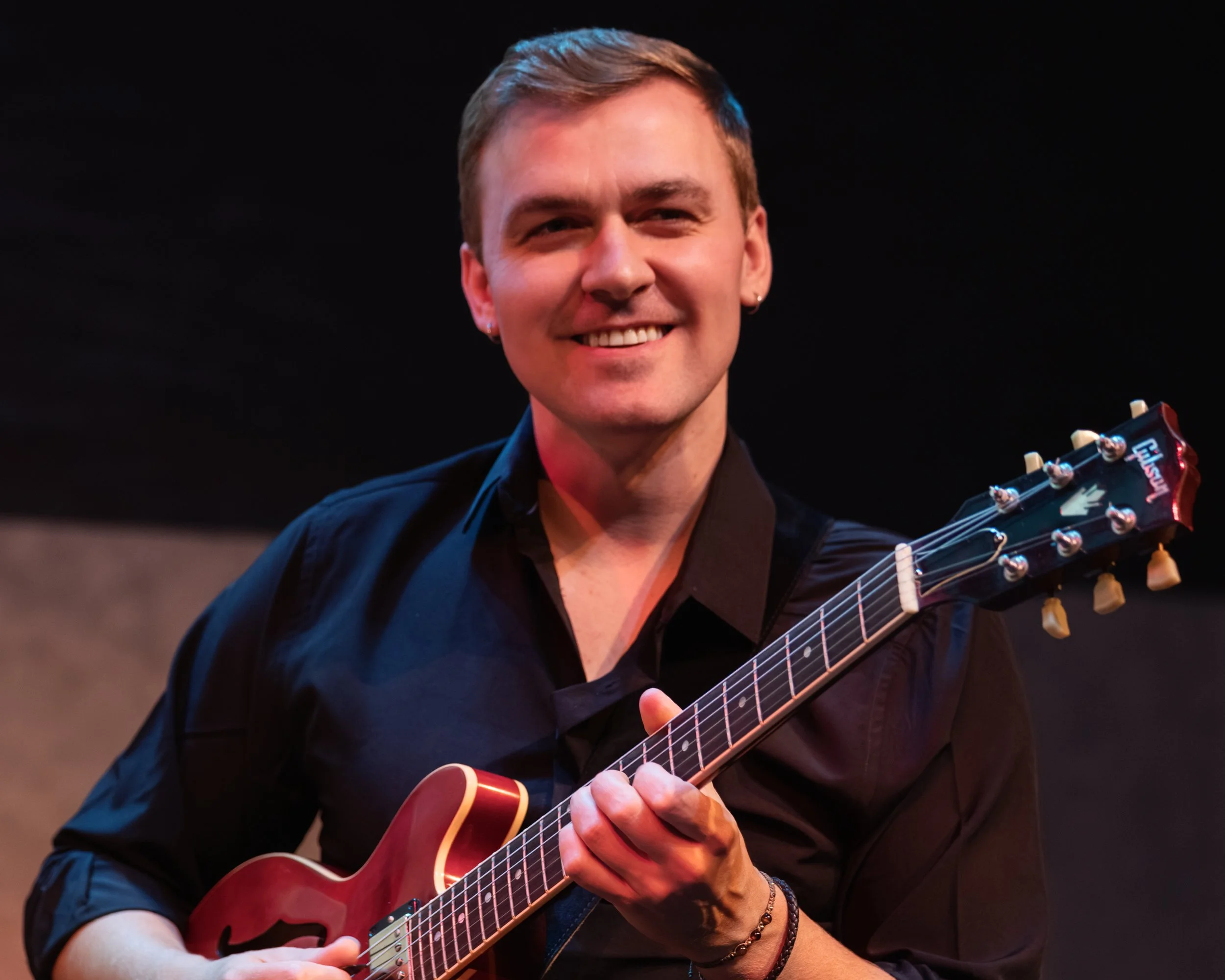 Kenny Reichert playing red Gibson 339