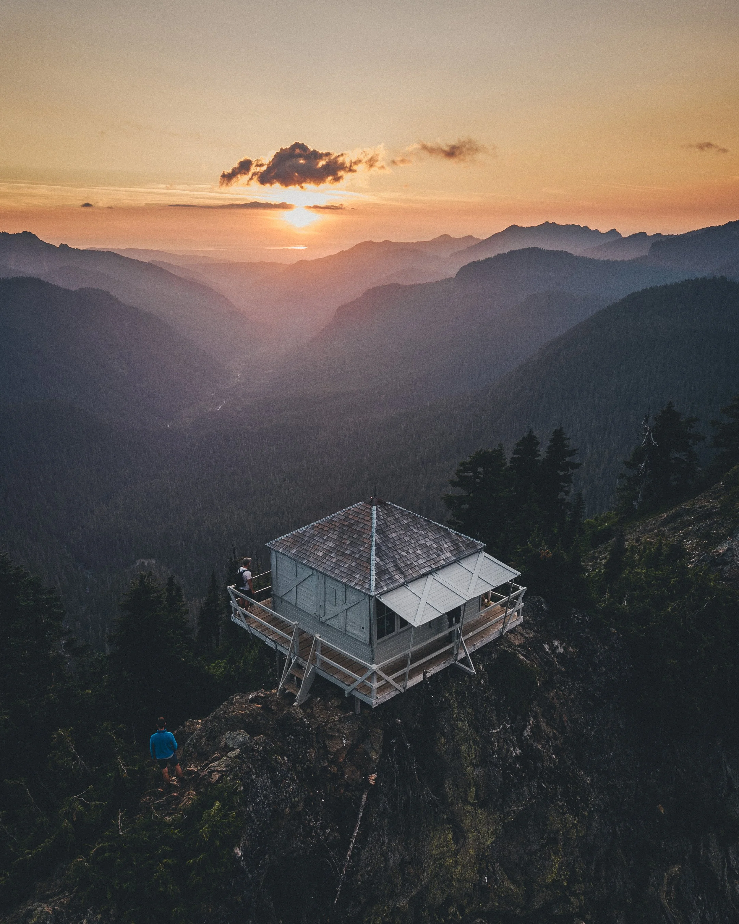 Park Butte Lookout - North Cascades, WA.jpg