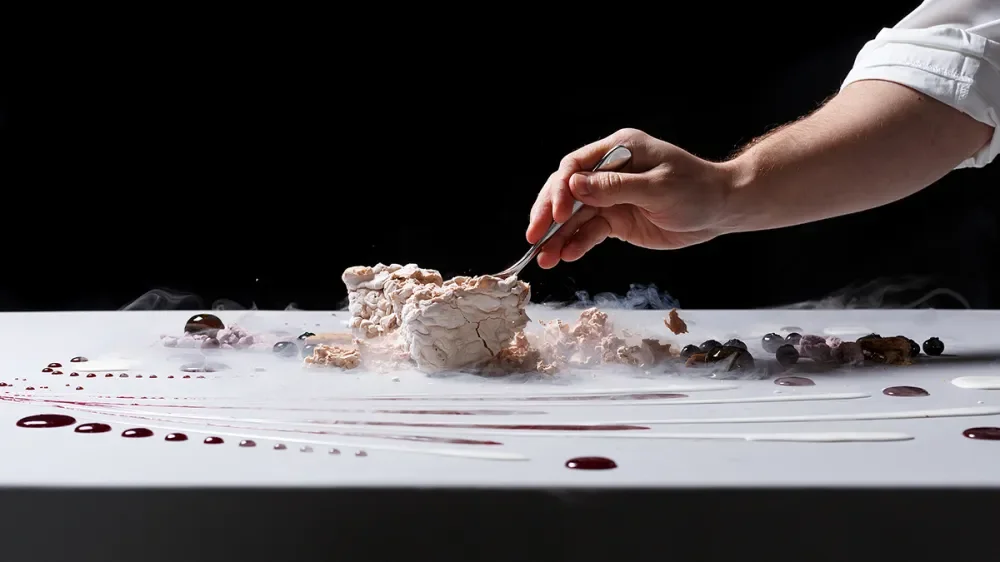 Robb Report Alinea.webp