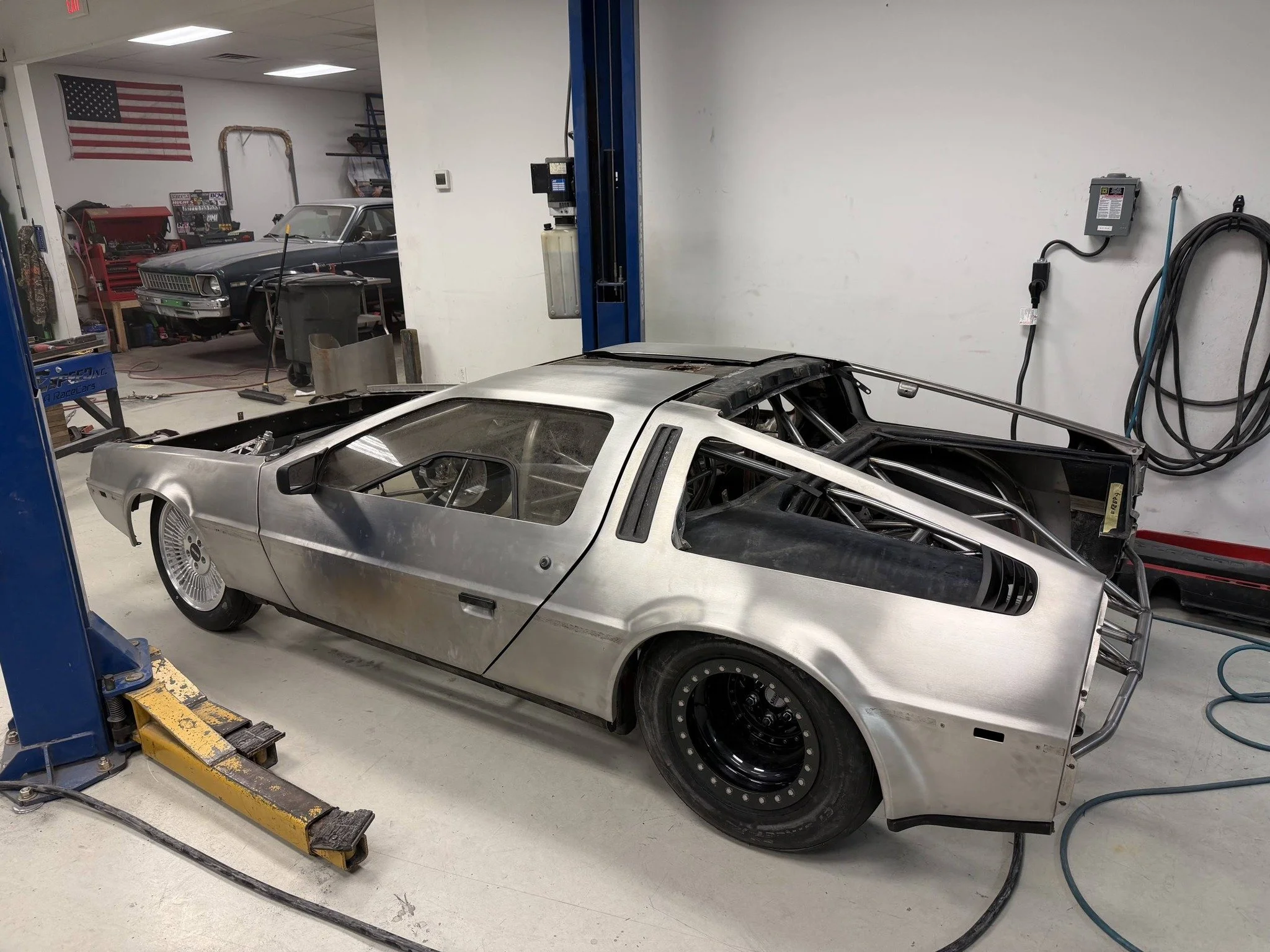 Time Machine – Brian Goldfarb Builds a Modernized DeLorean for More ...