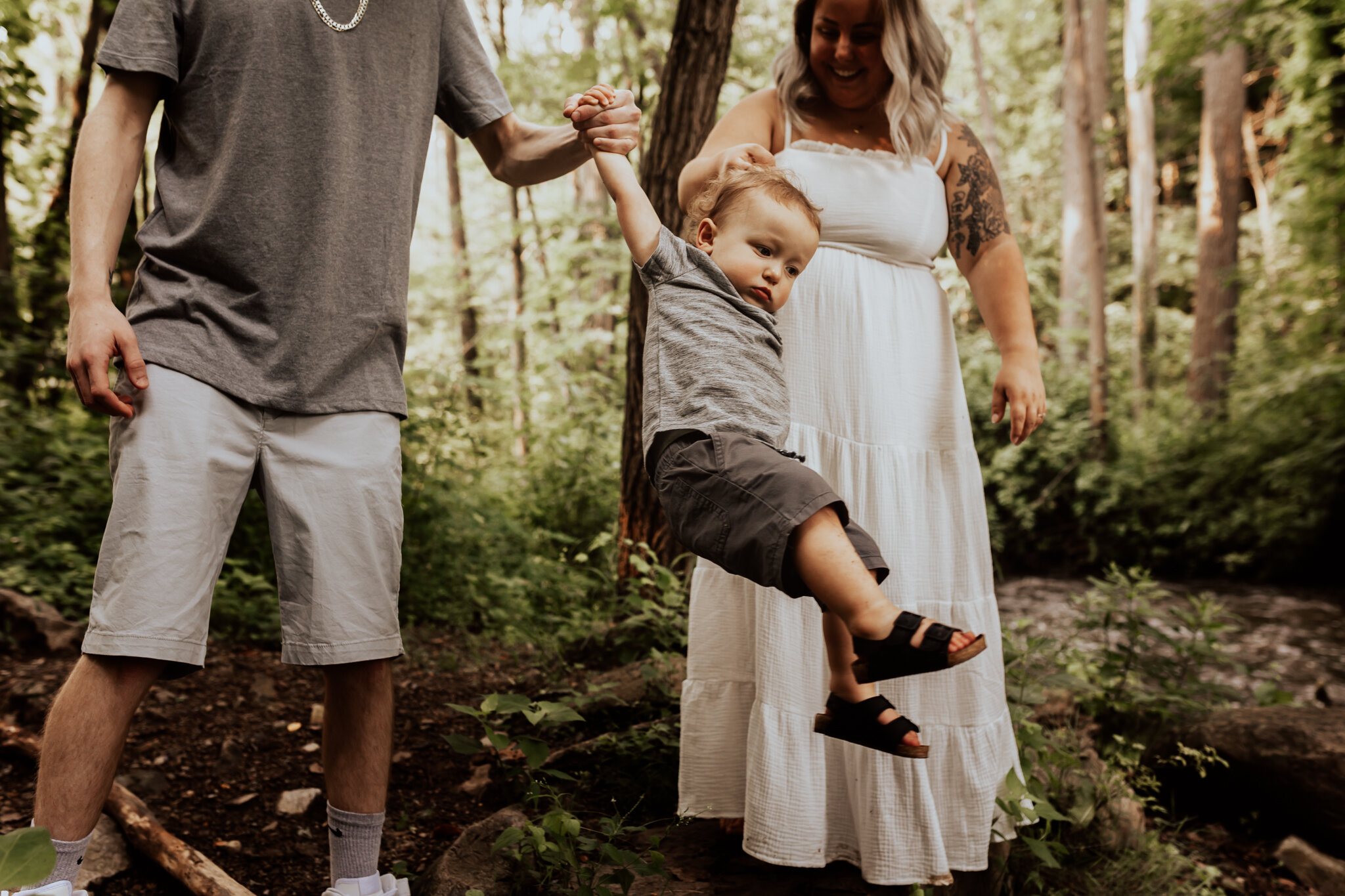 Chloe and Family session Akron Falls Park Akron New York Colorado Family Photographer Colorado Springs Vintage Violets Photography 122021.jpg