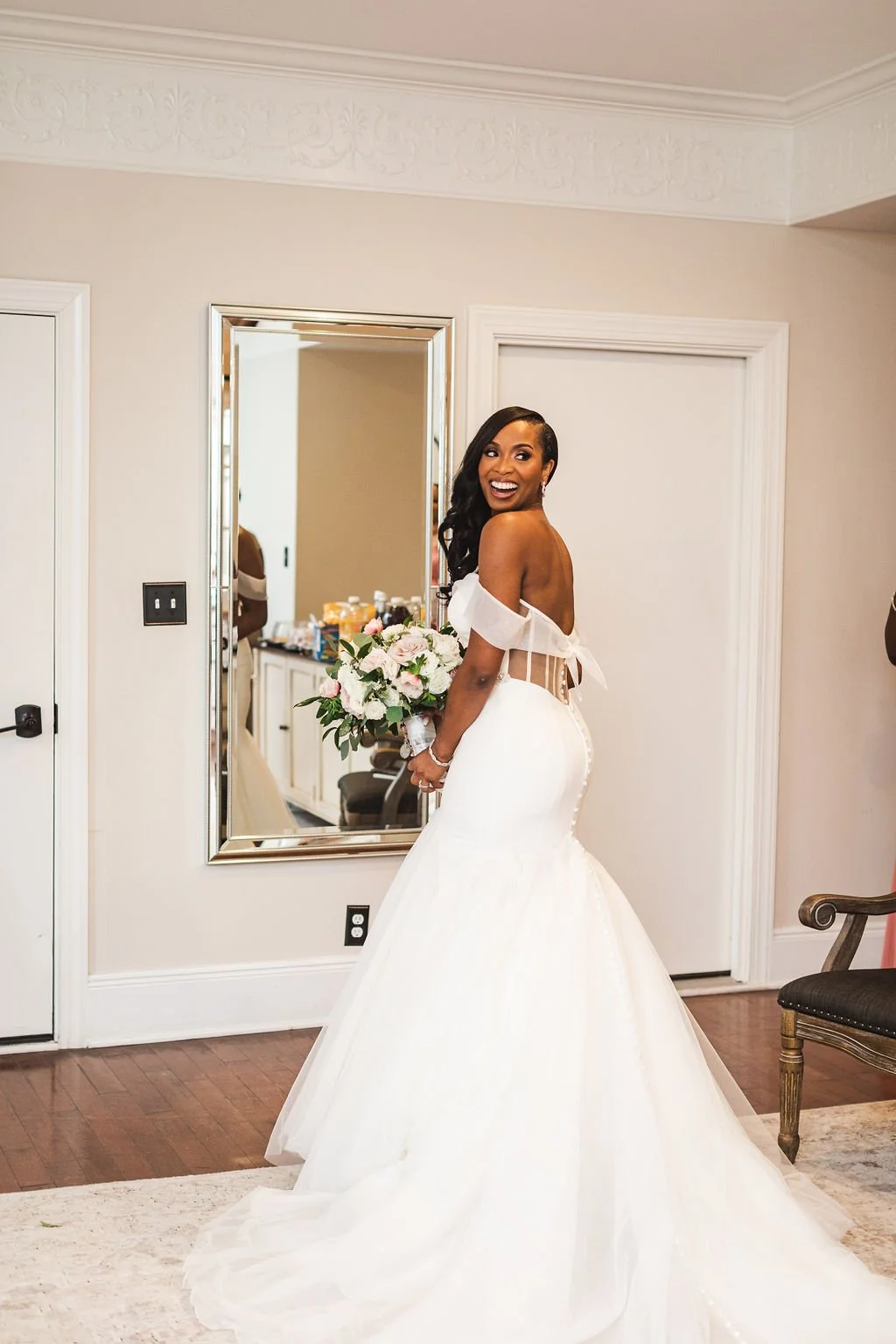 Mynik & Chase A Sophisticated Summer Wedding — The Historic Post Office