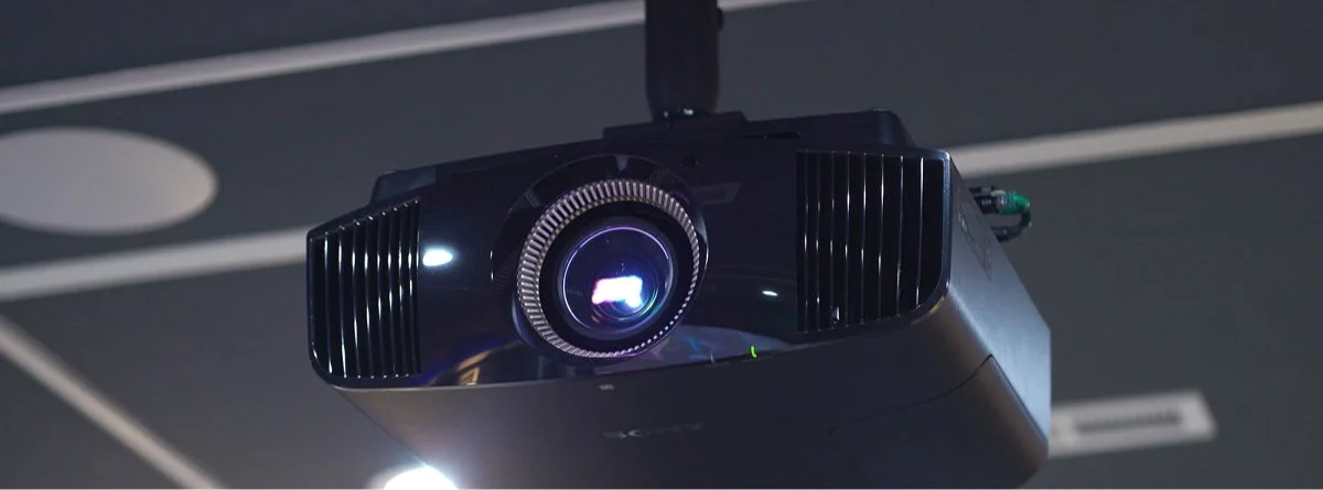 Home theater projector by Sony