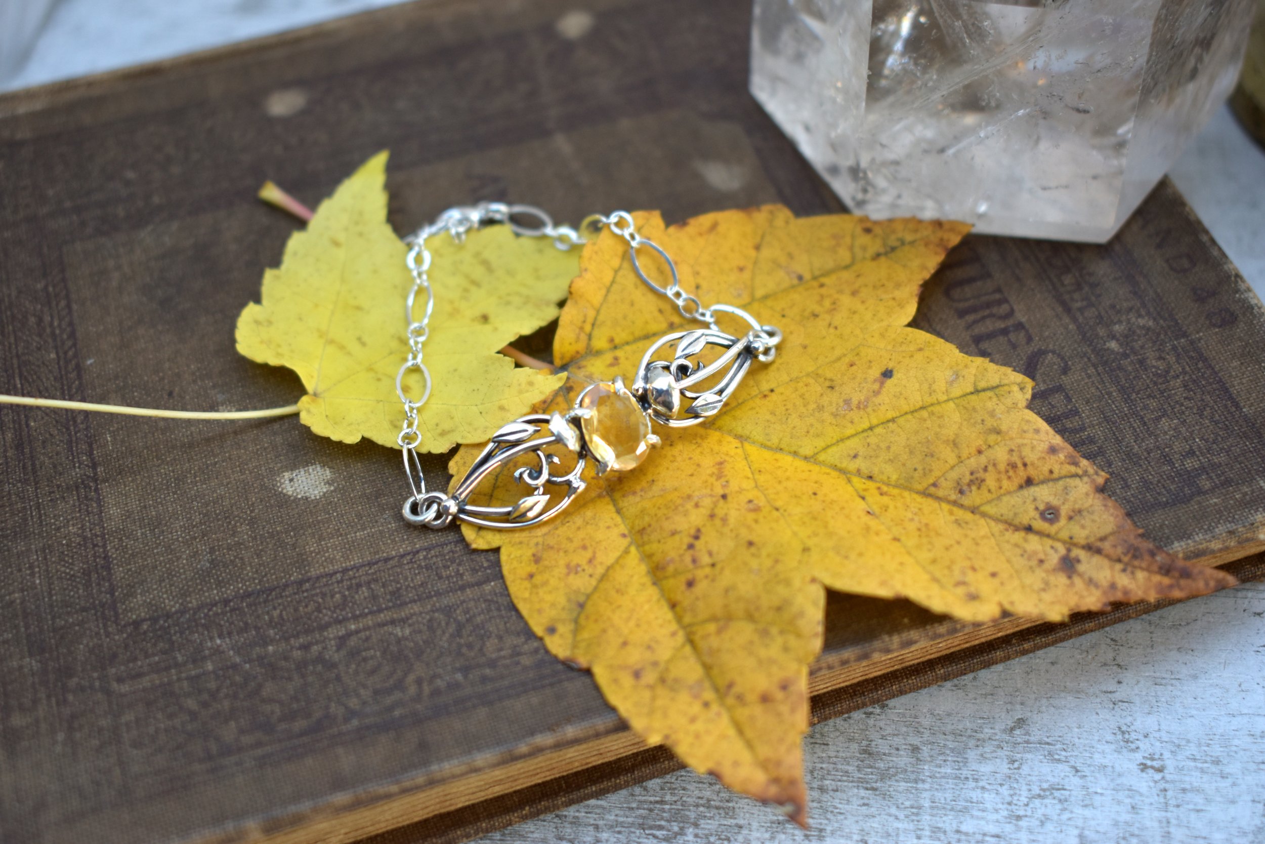 Wholesale Beebeecraft 5Pcs/Box Maple Leaf Charms 18K Gold Plated Fall Leaf  Charm Pendants with Cubic Zirconia Enamel Autumn Jewelry Making for  Thanksgiving Necklace Bracelet - Pandahall.com