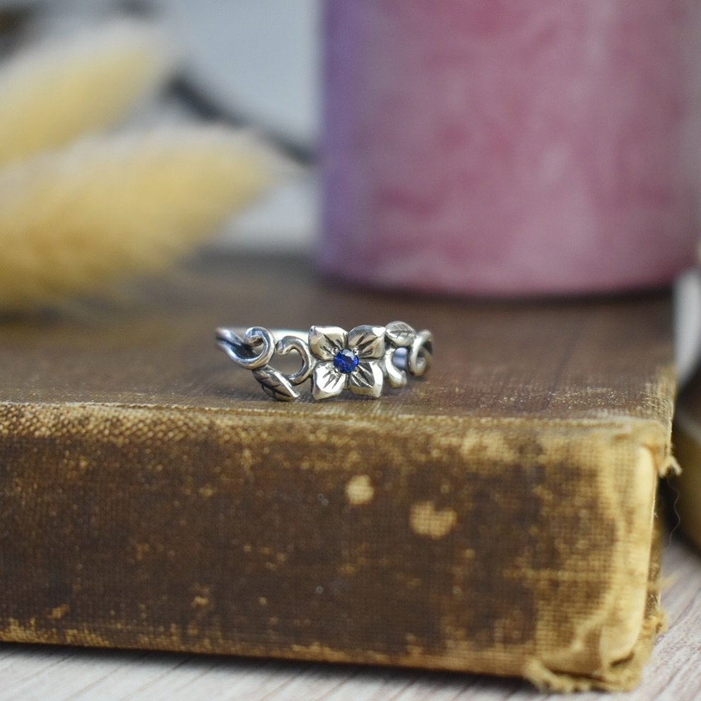 This ring would be so perfect for a fairy princess vibe wedding! Did you know I can also make them in gold on request??