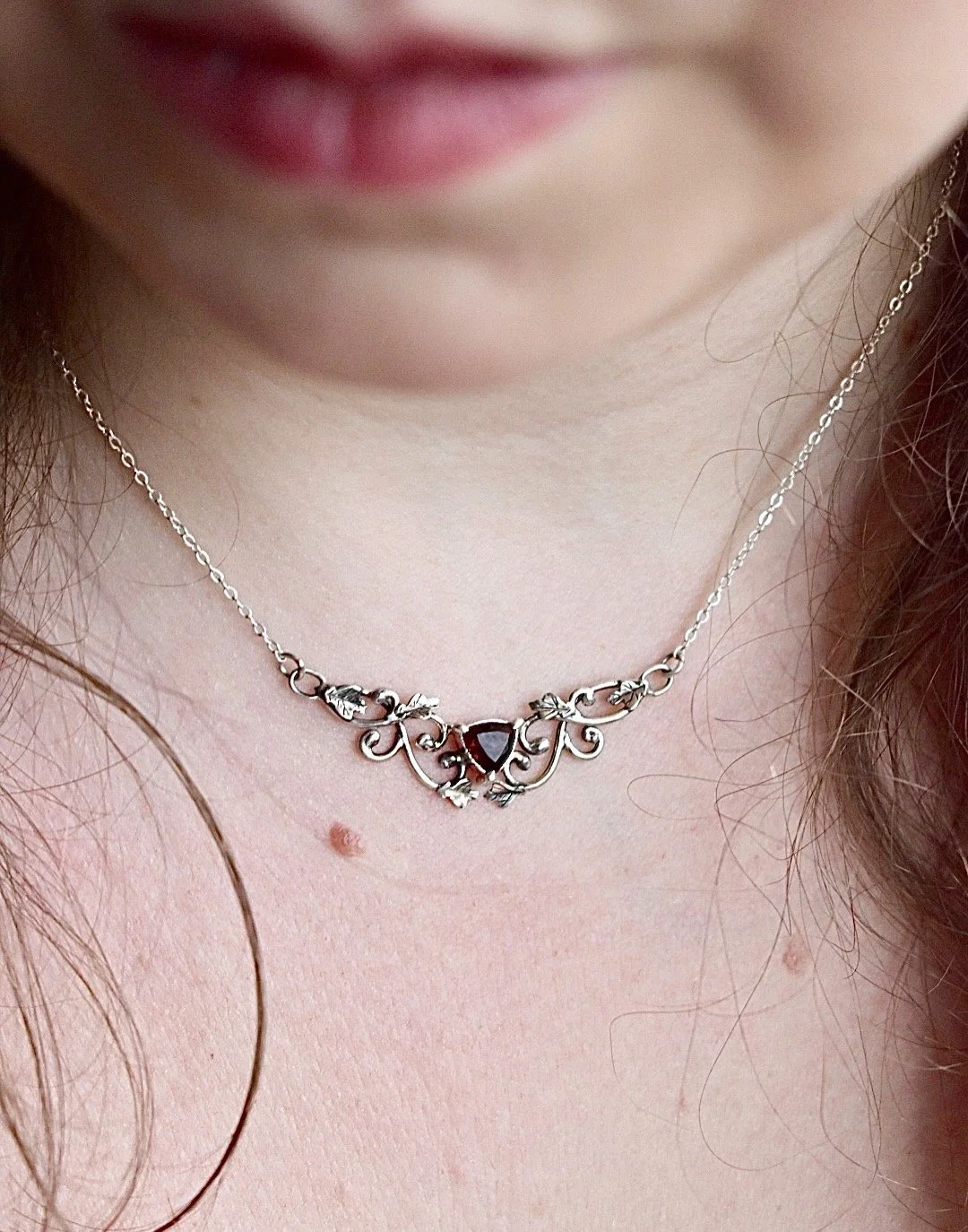 autumn queen sterling silver handmade fantasy art nouveau inspired garnet oak leaf necklace