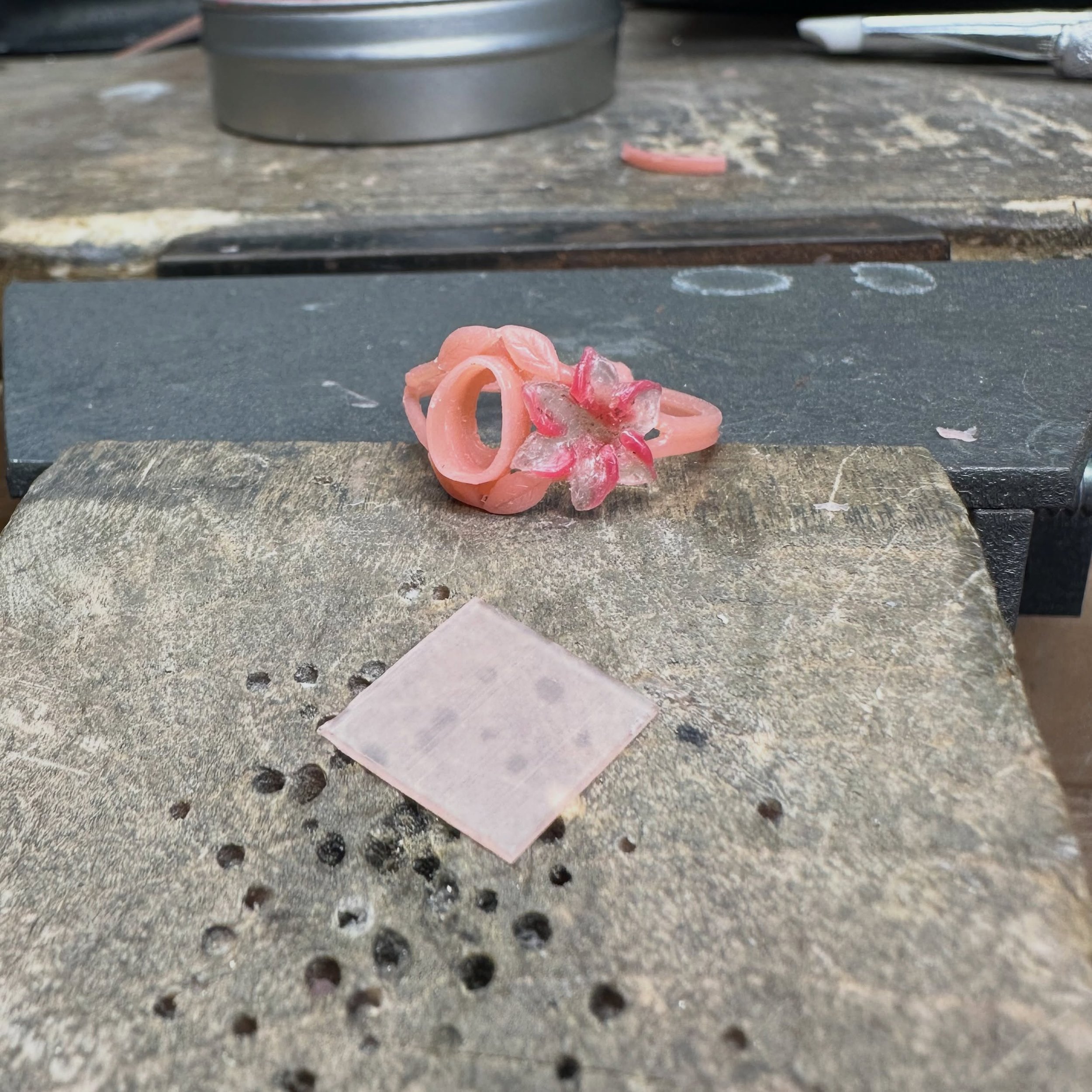 Can you guess what flower I&rsquo;m making for this custom version of my Elora rings? This will eventually be cast in 14k white gold 🥰

All of my designs can be customized! So even if I don&rsquo;t have the flower you want listed, you can always req